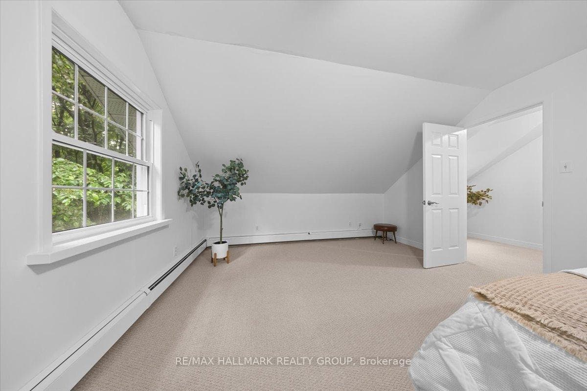 709 Kitley Line 3 Road photo 32