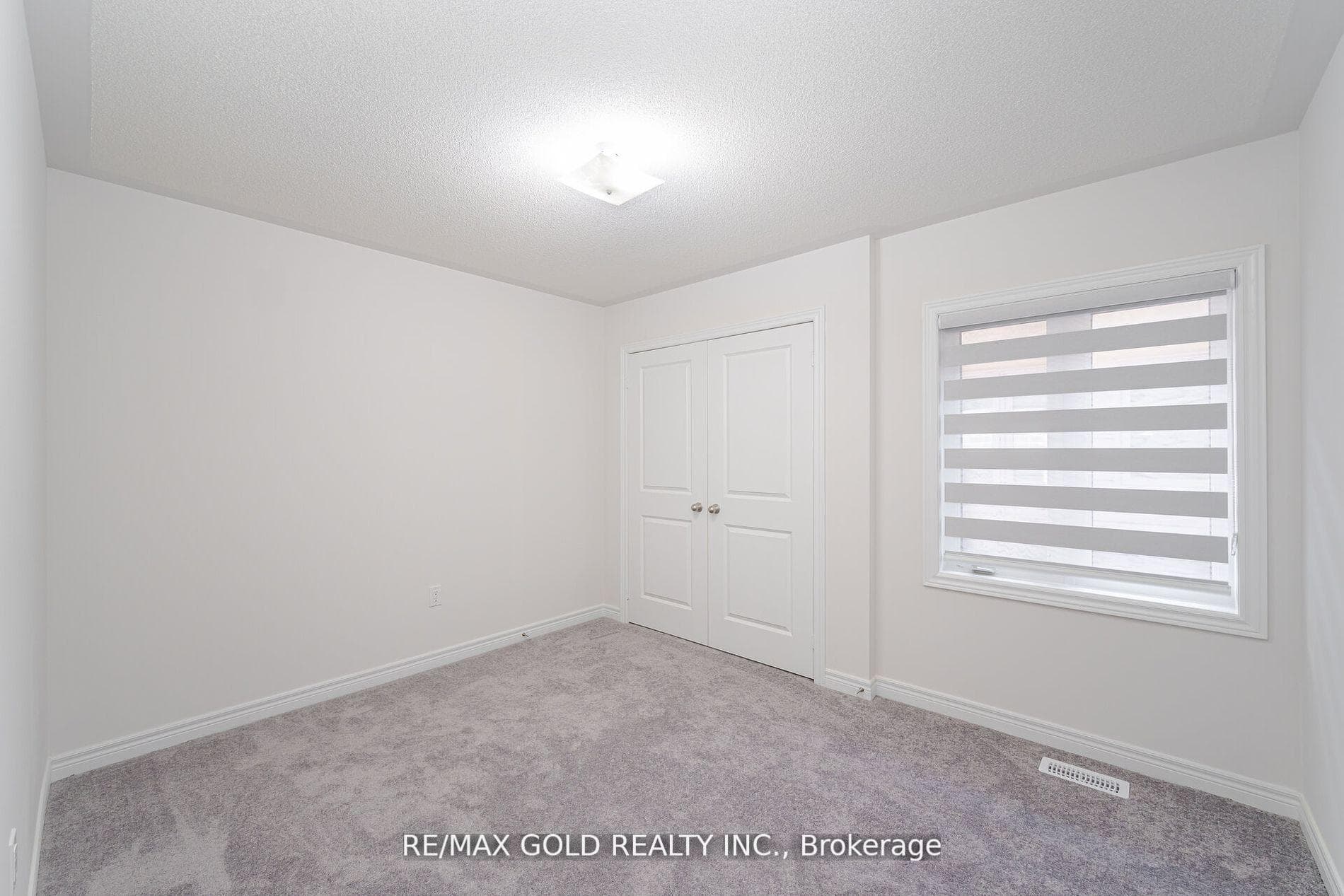 210 Chippewa Avenue photo 33