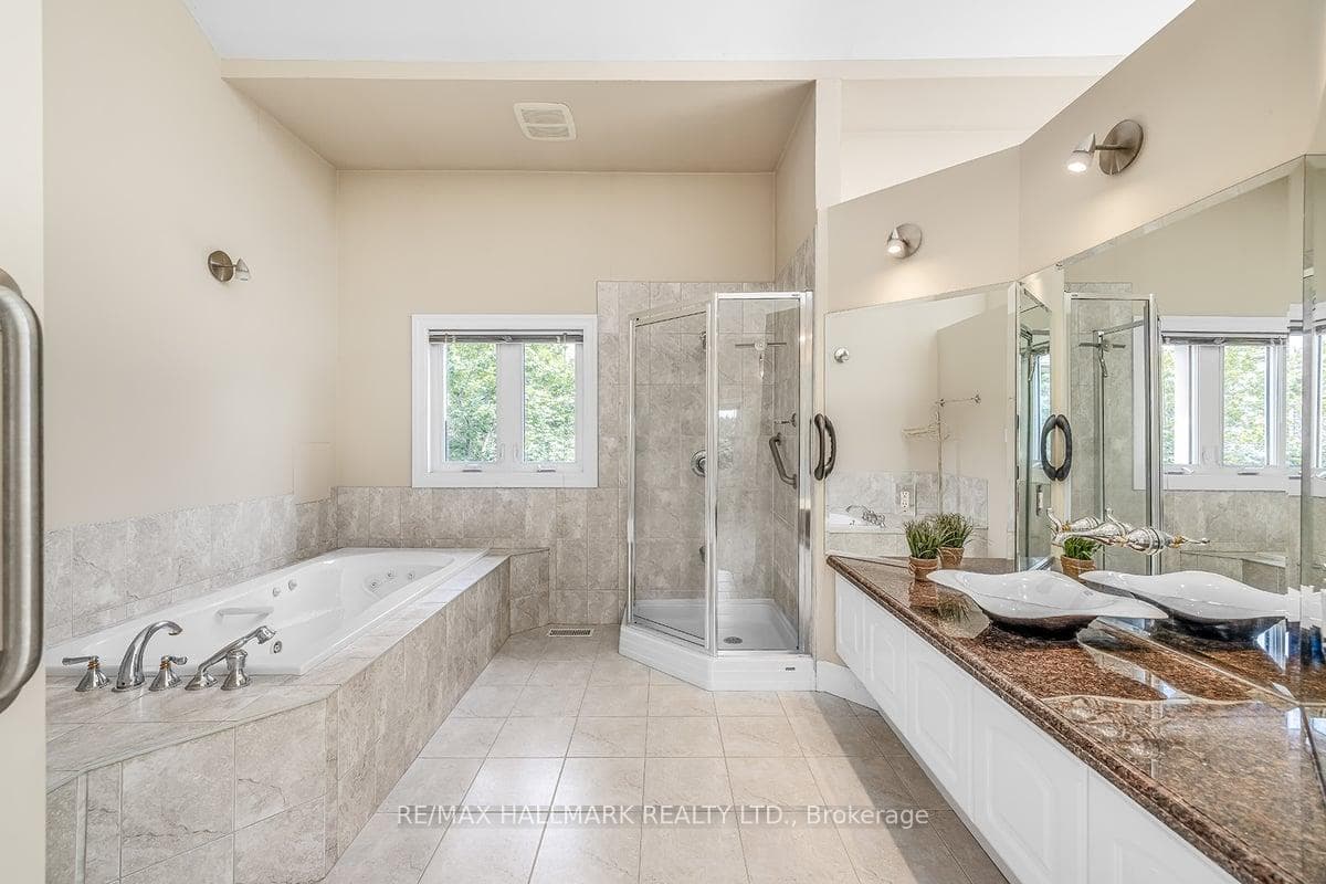 22 Mcroberts Place photo 25