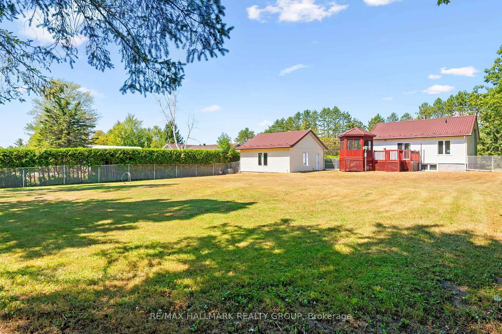 840 Du Golf Road photo 37