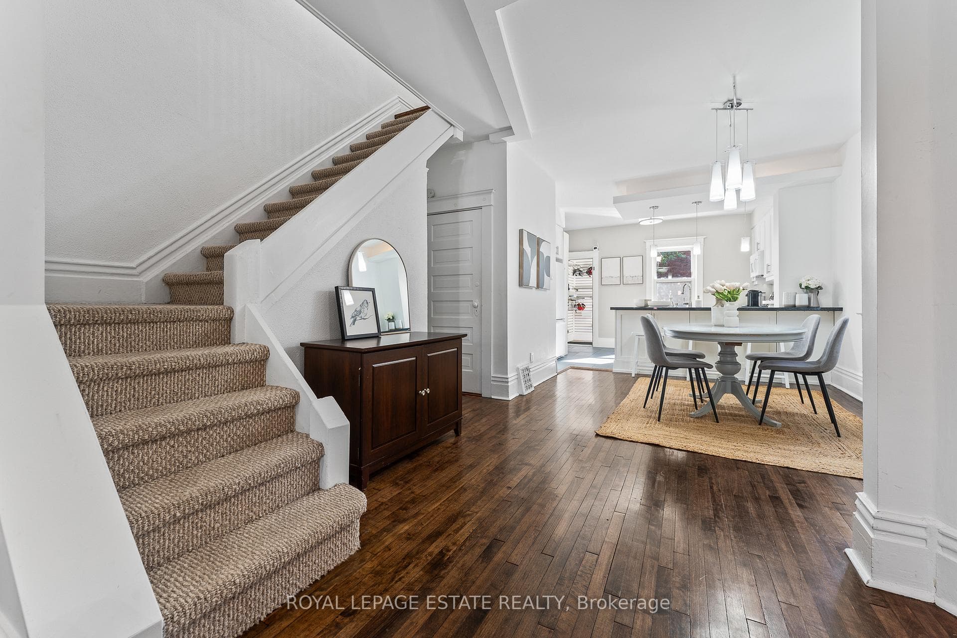113 Humberside Avenue photo 8