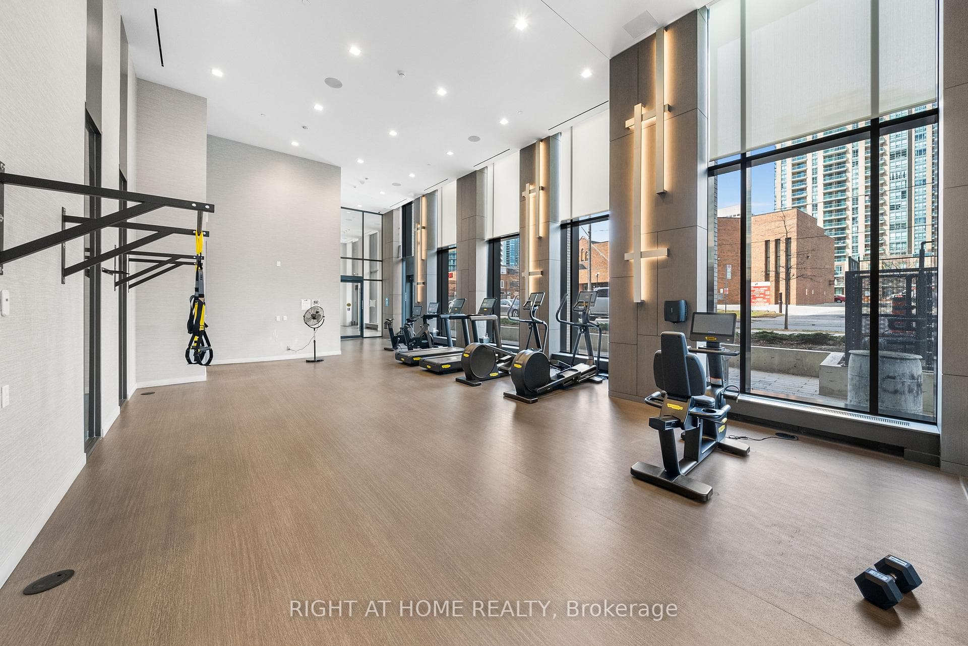 15 Holmes Avenue Unit 1502 photo 25