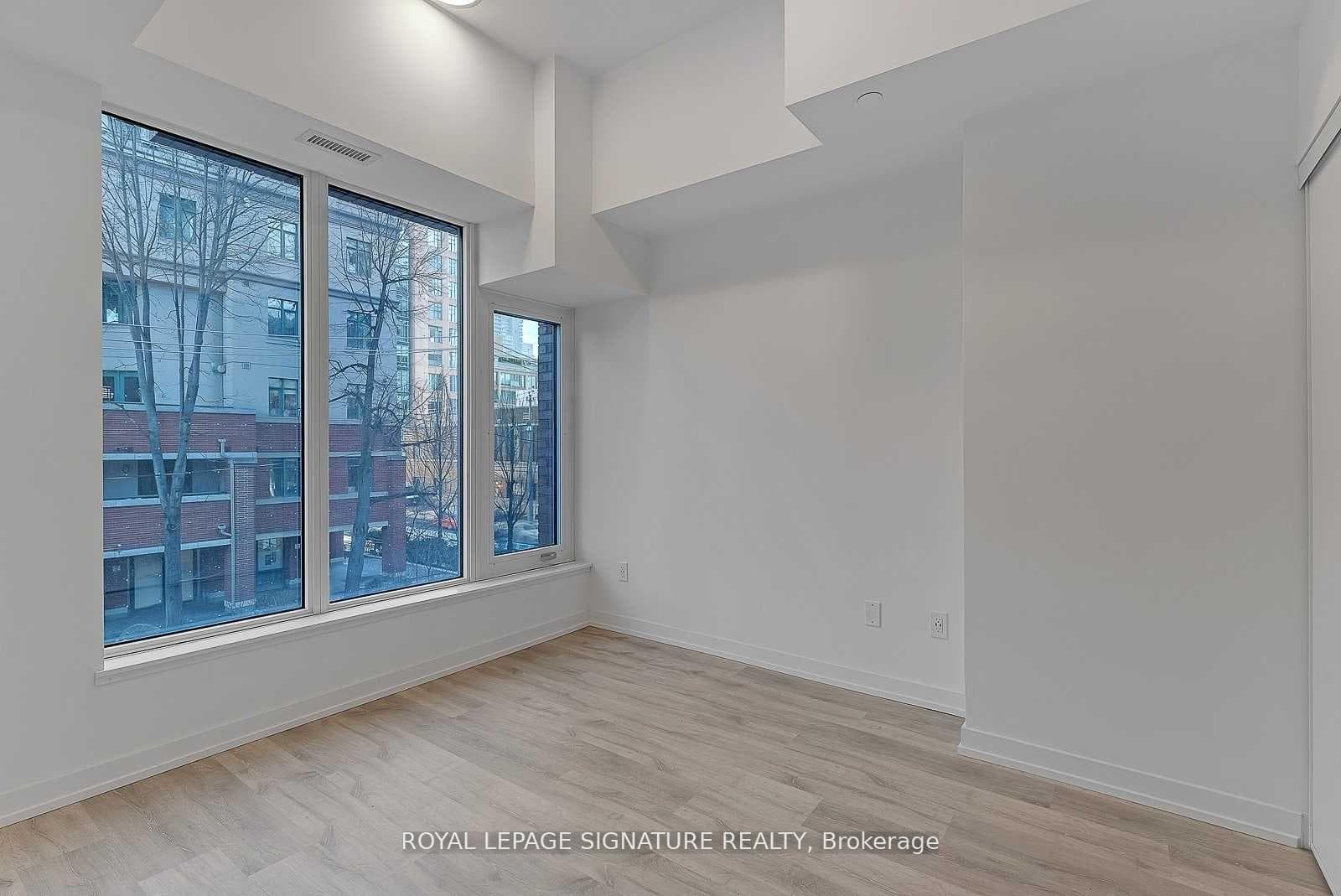 2 Augusta Avenue Unit 202 photo 8