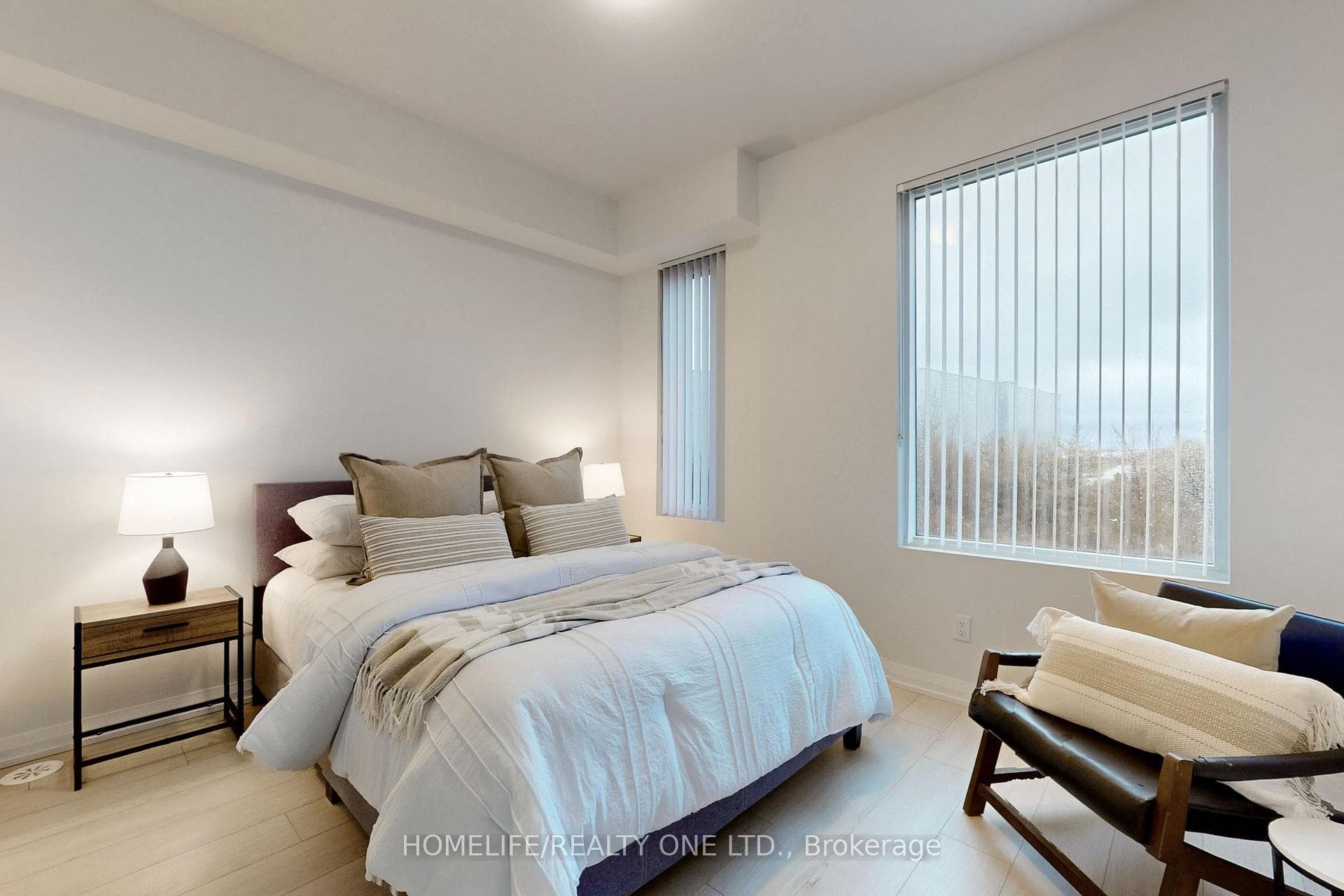 1050 Portage Parkway Unit TH#31 photo 17