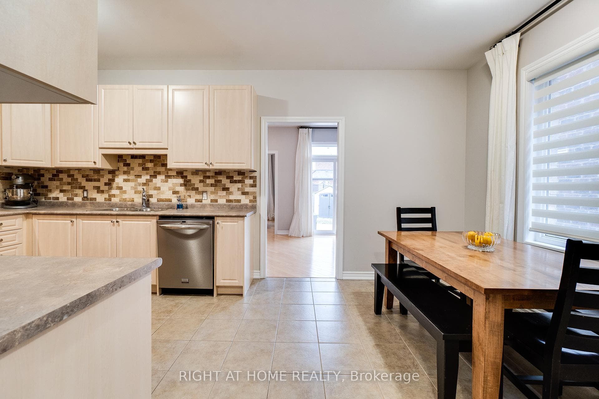 15 Losino Street photo 16