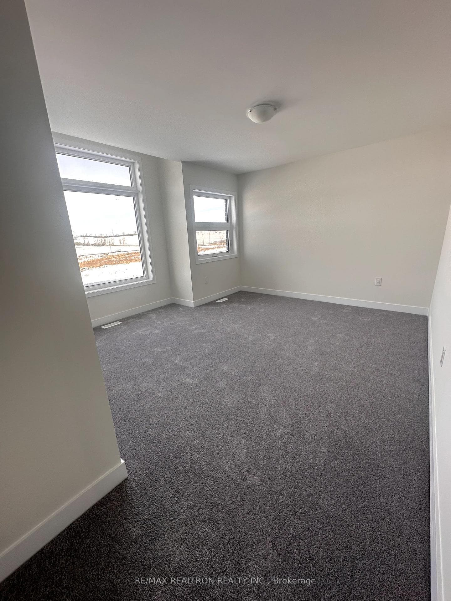229 Flavelle Way photo 16