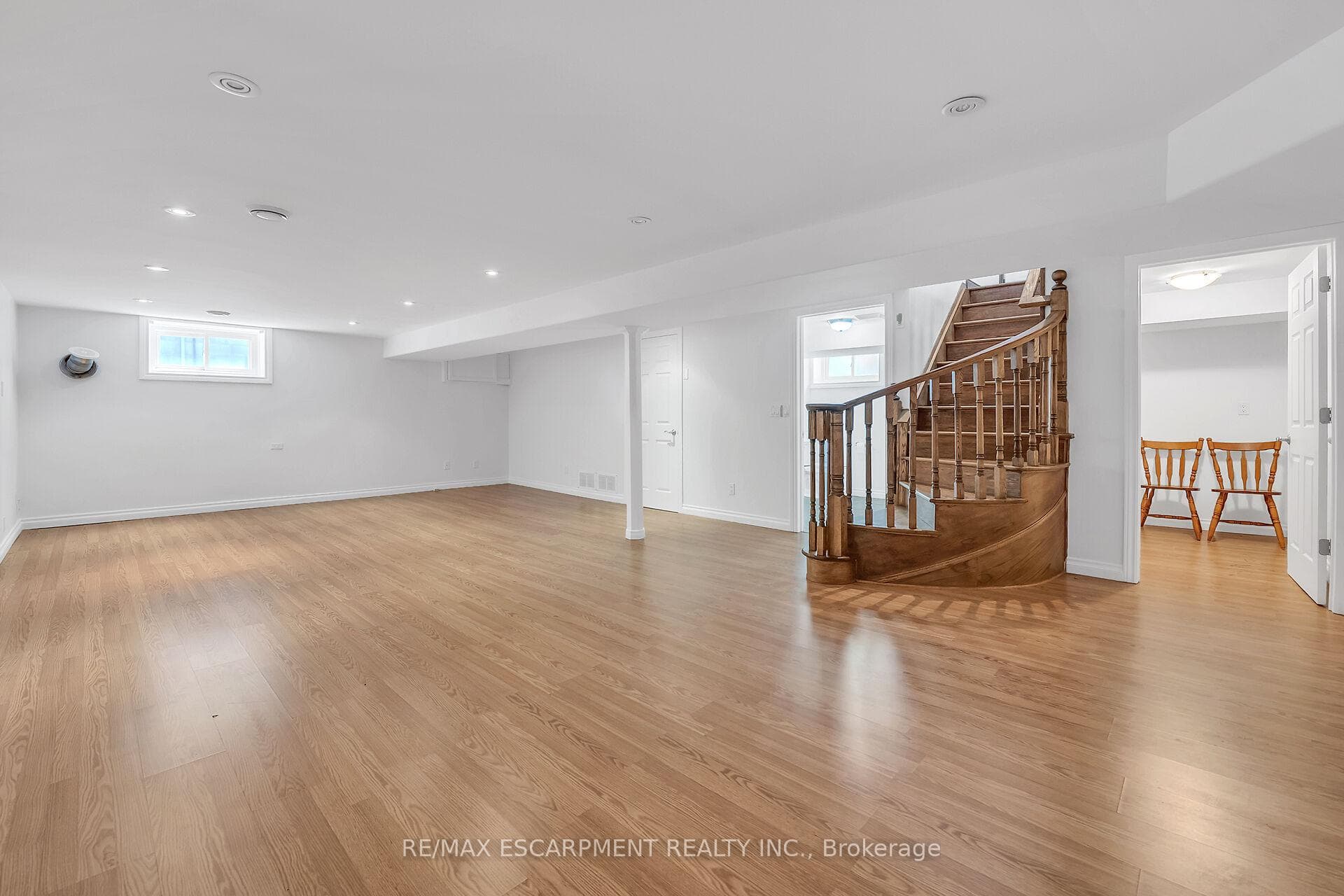 617 Eighth Road photo 19