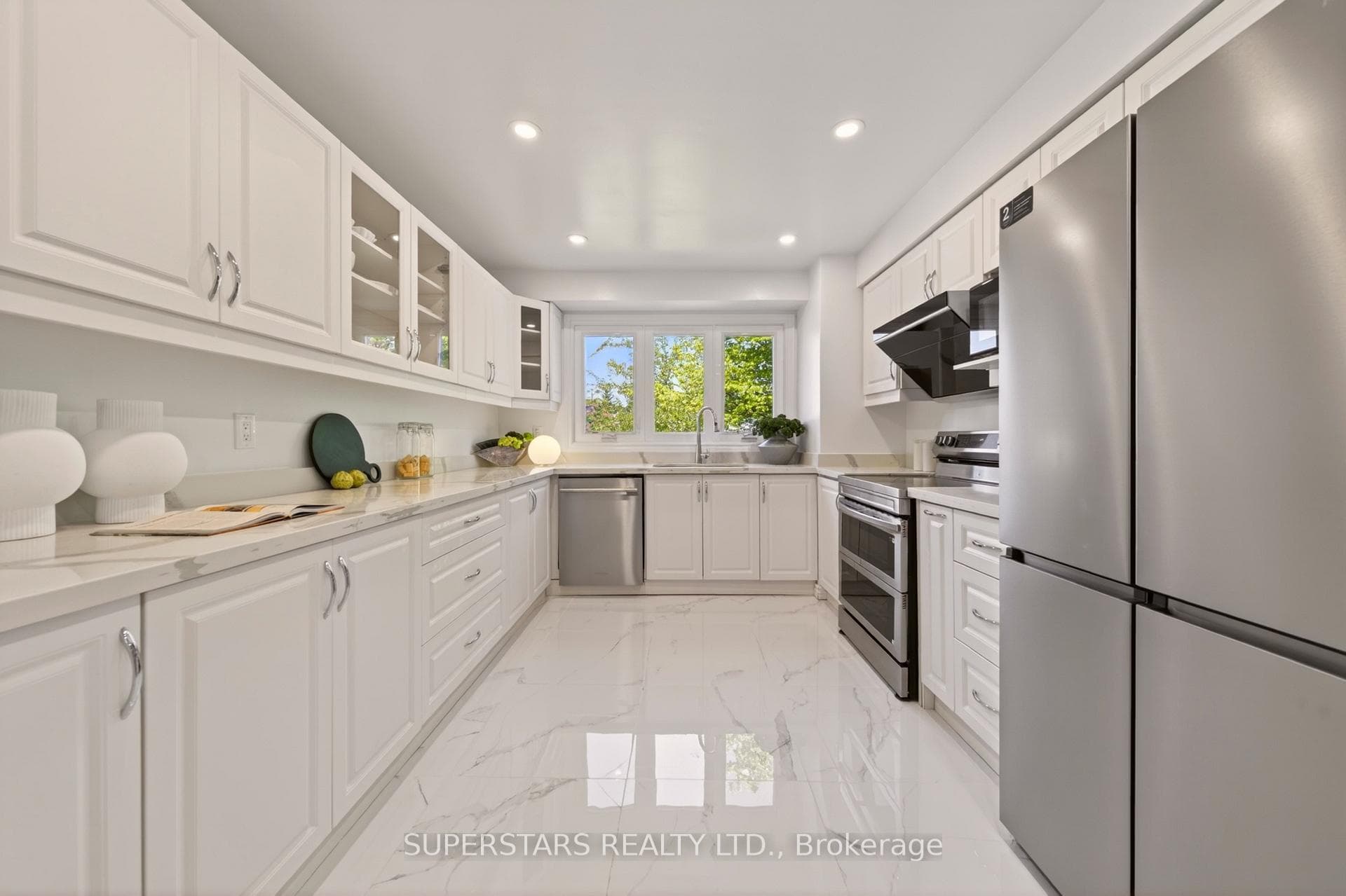 64 Tambrook Drive photo 13