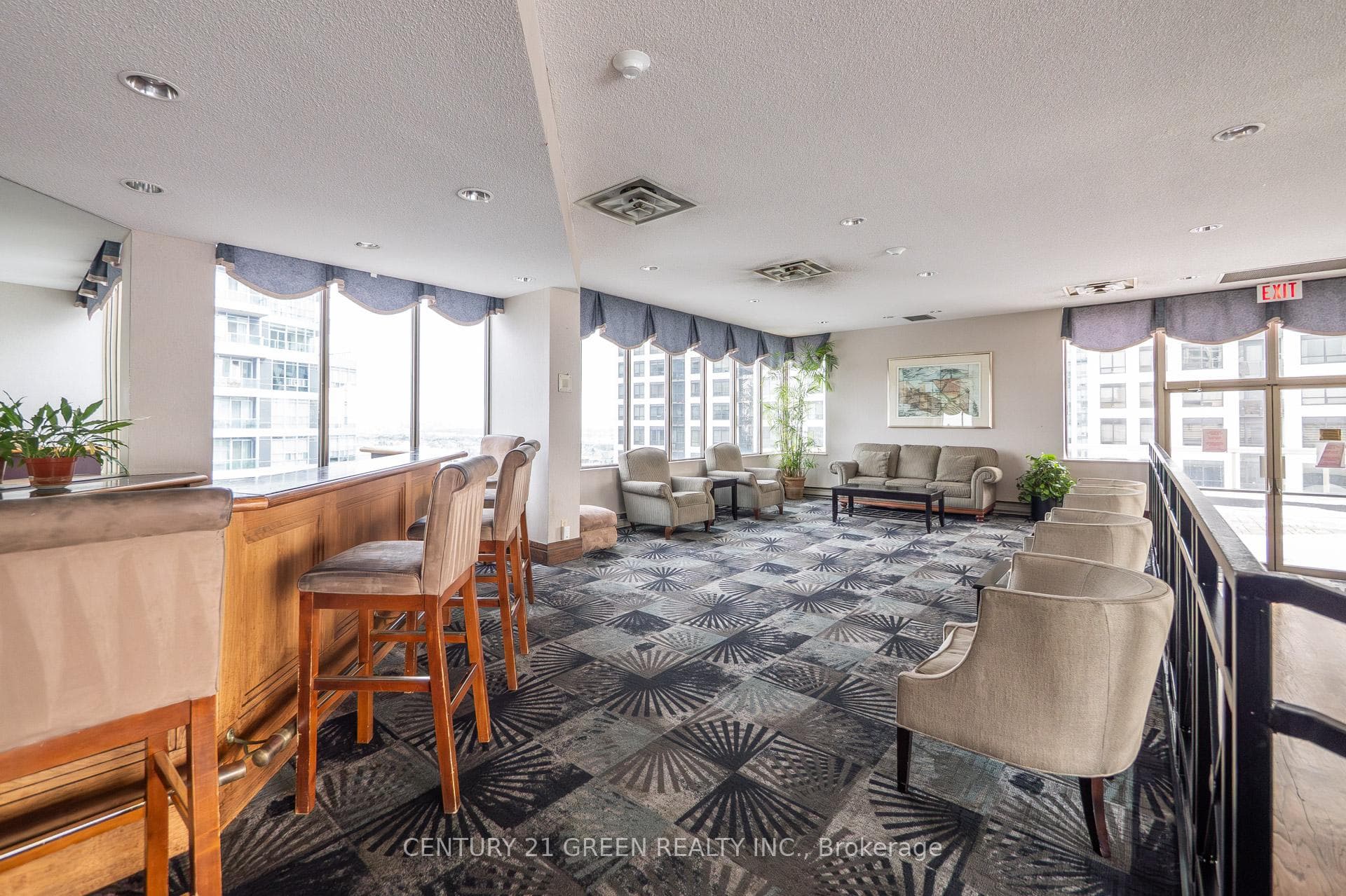 55 Elm Drive Unit 1201 photo 42
