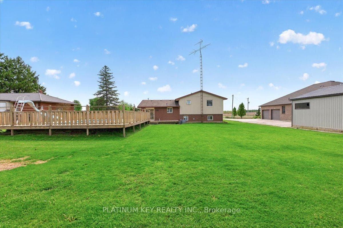 6460 Longwoods Road photo 20