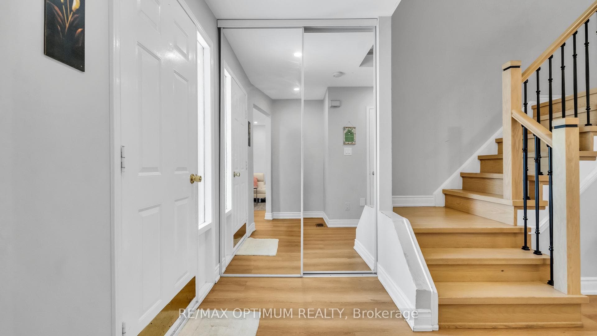 362 Kingsbridge Garden Circle photo 4