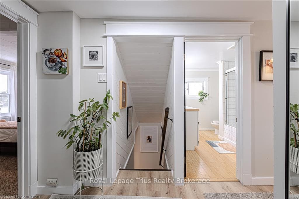 32 Pansy Avenue photo 17
