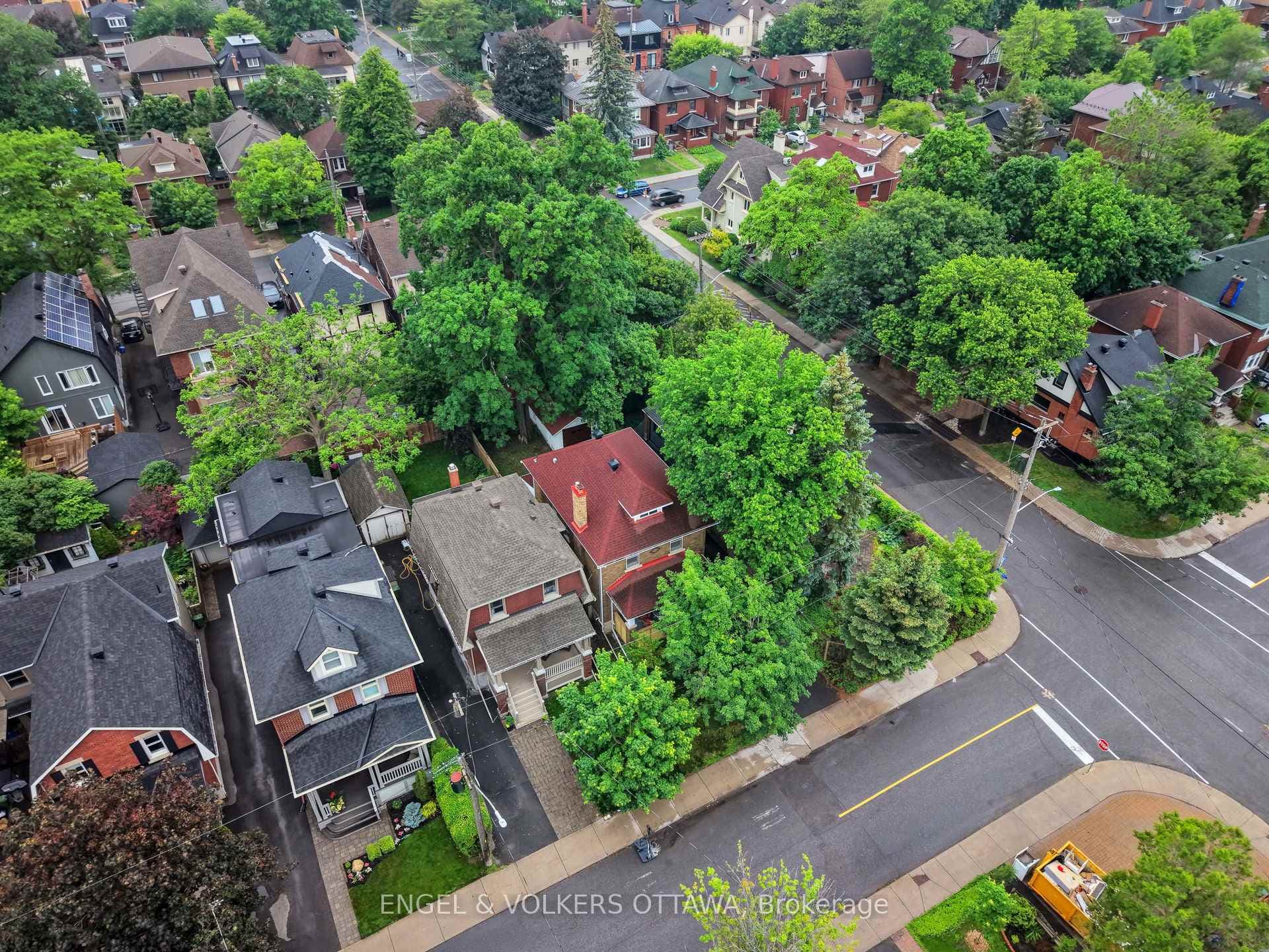 54 Glendale Avenue photo 43