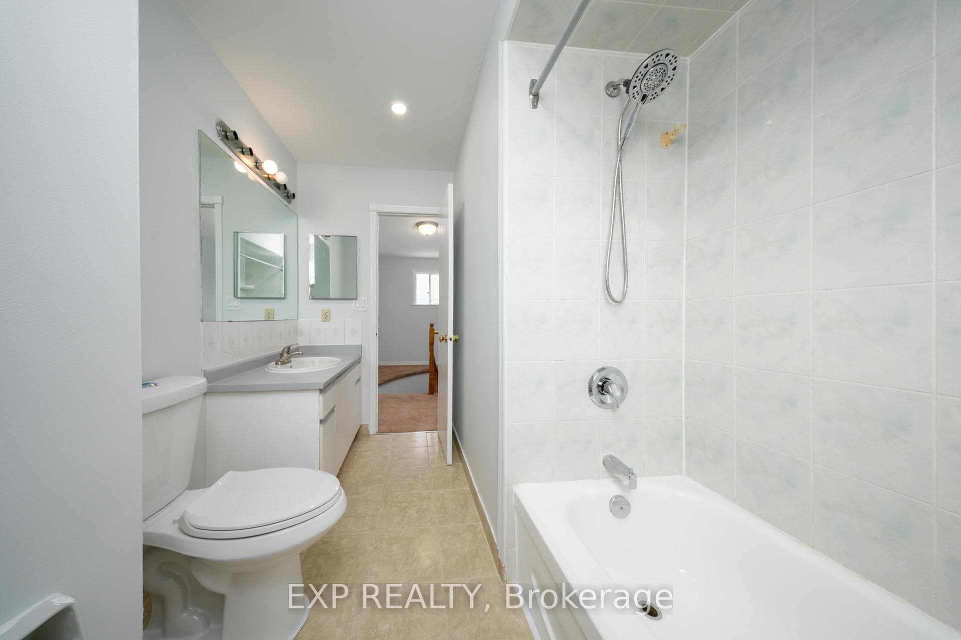 125 Overbank Drive photo 11