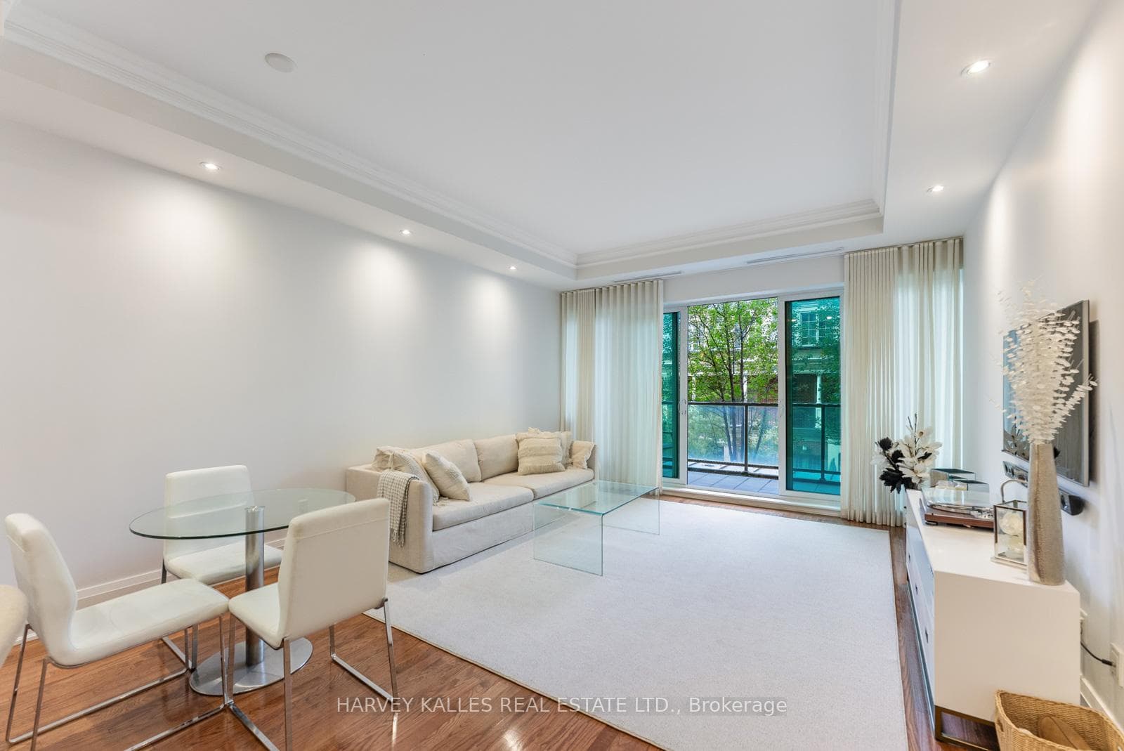 100 Yorkville Avenue Unit 204 photo 11