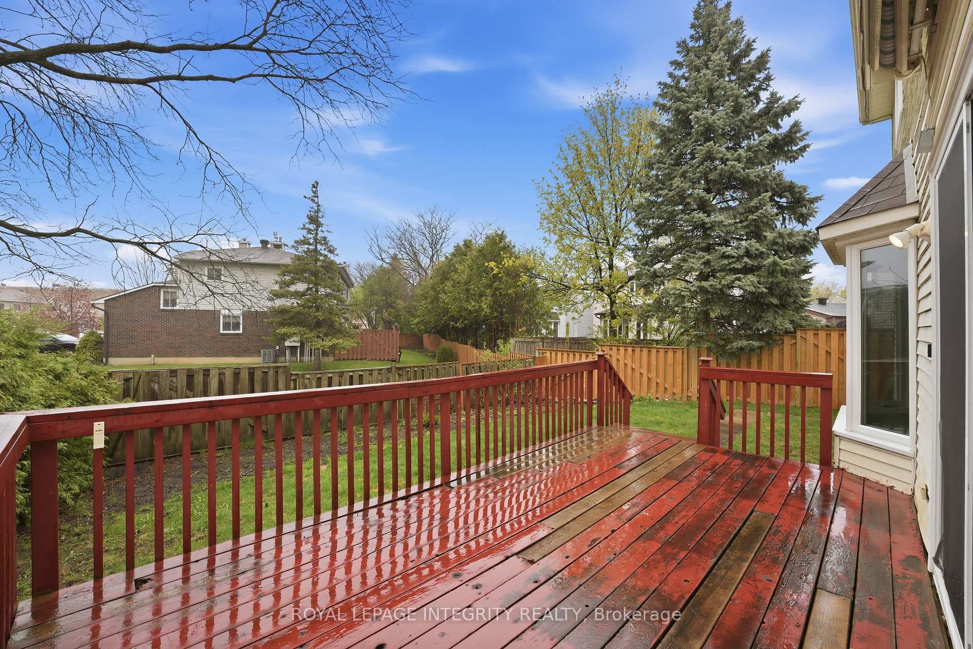 North West facing rear yard.