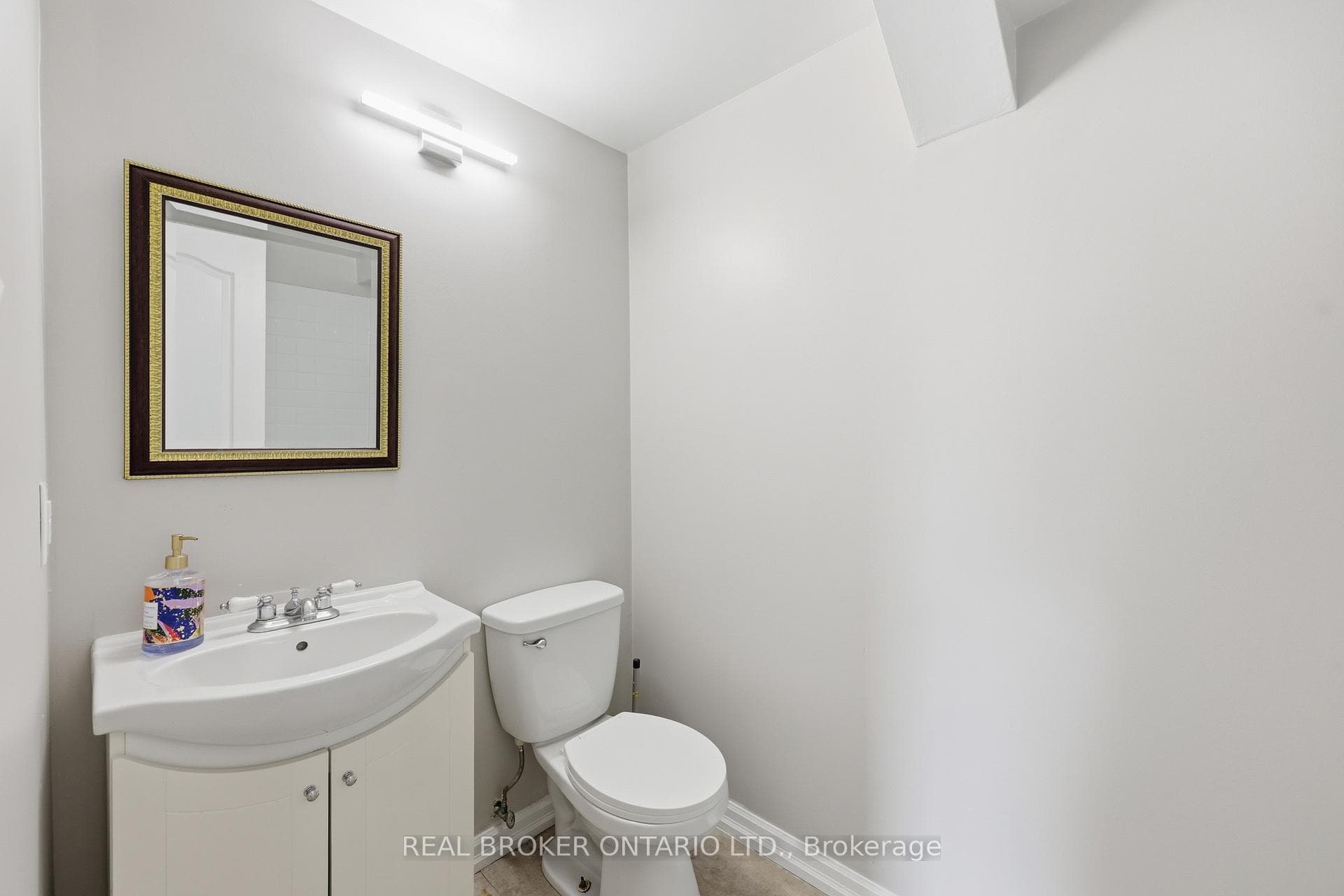 42 Terrace Avenue photo 22