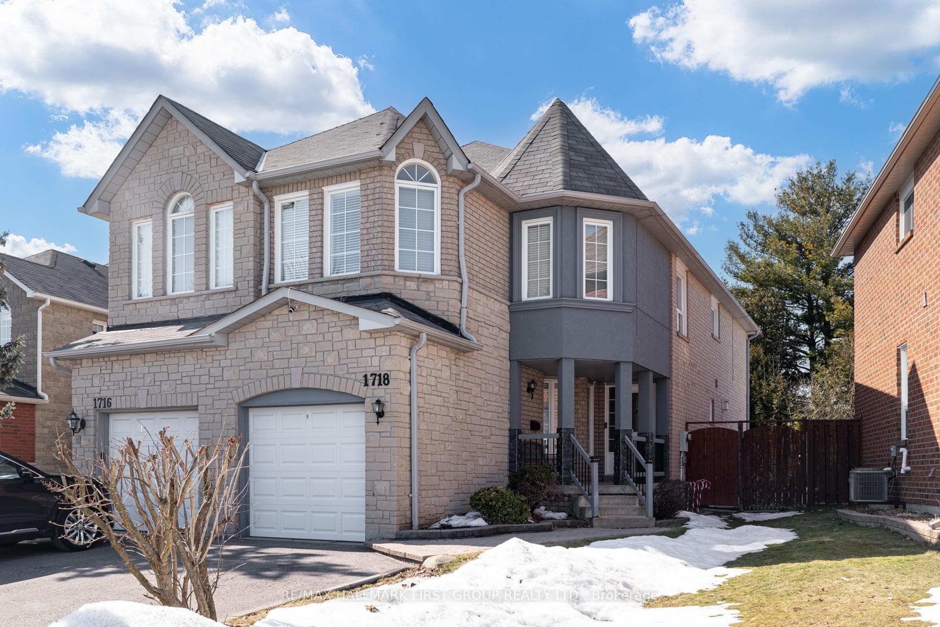 1718 Autumn Cres