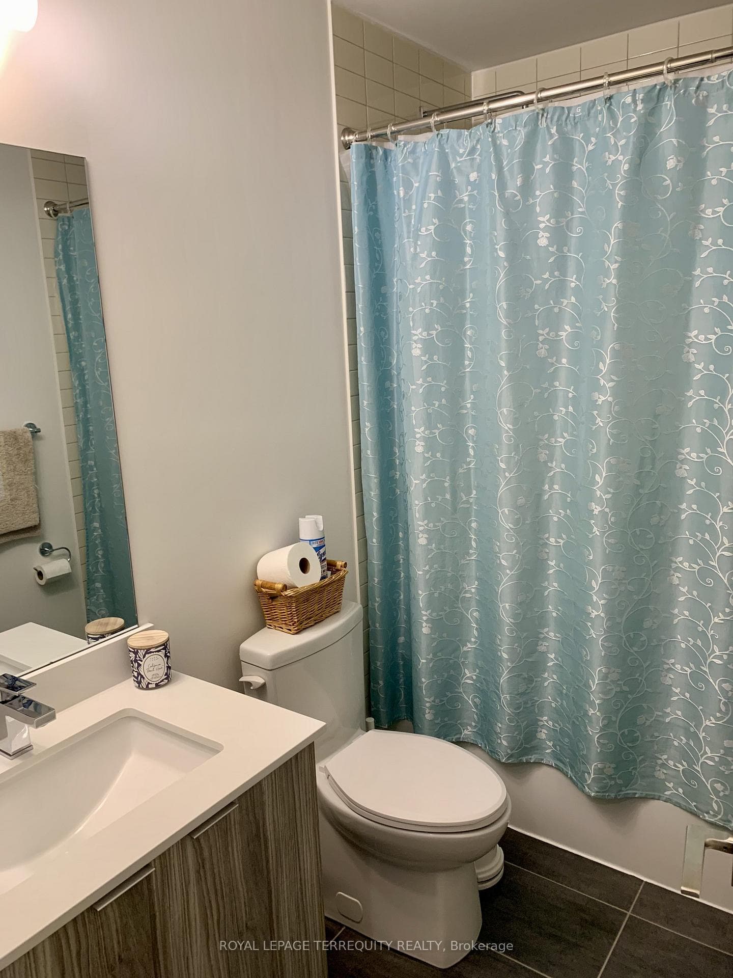 2908 Highway 7 Road Unit 507E photo 9