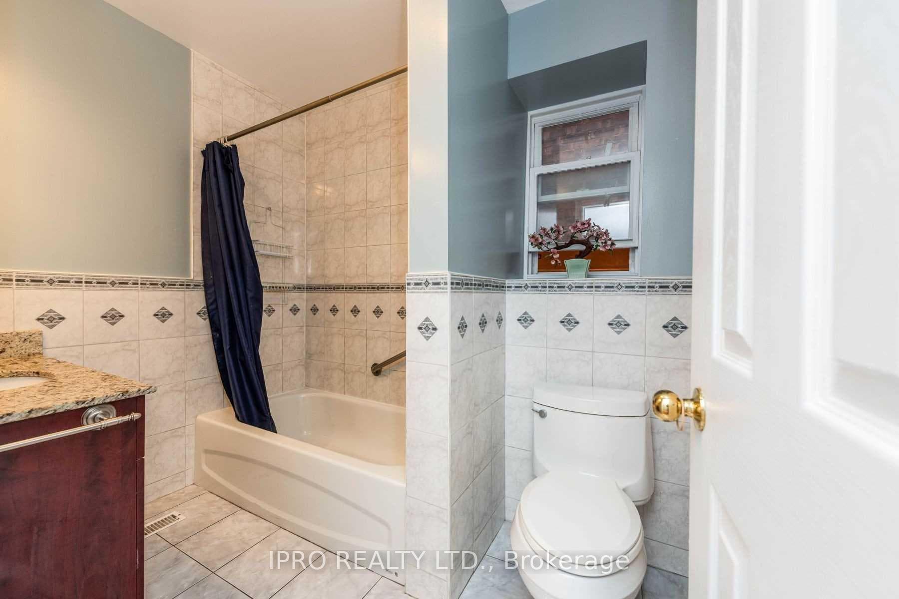 105 Sellers Avenue photo 21