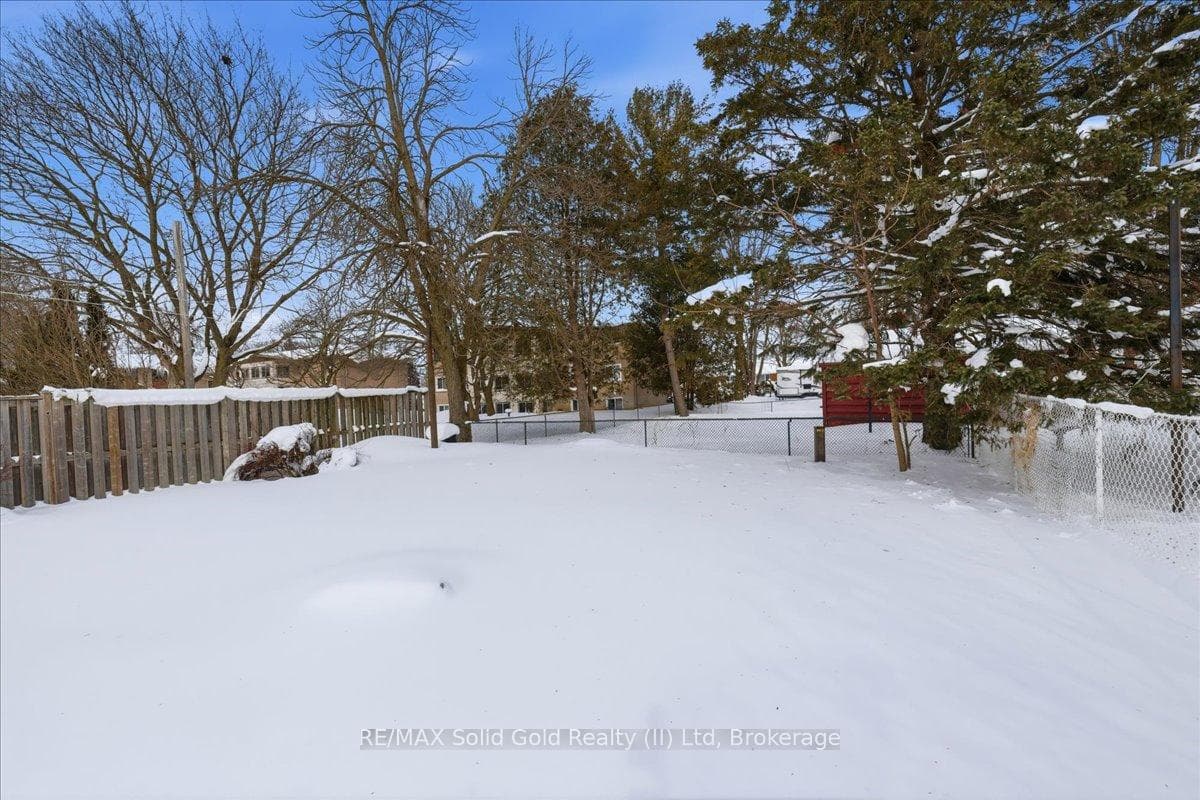 135 Rowland Street photo 42
