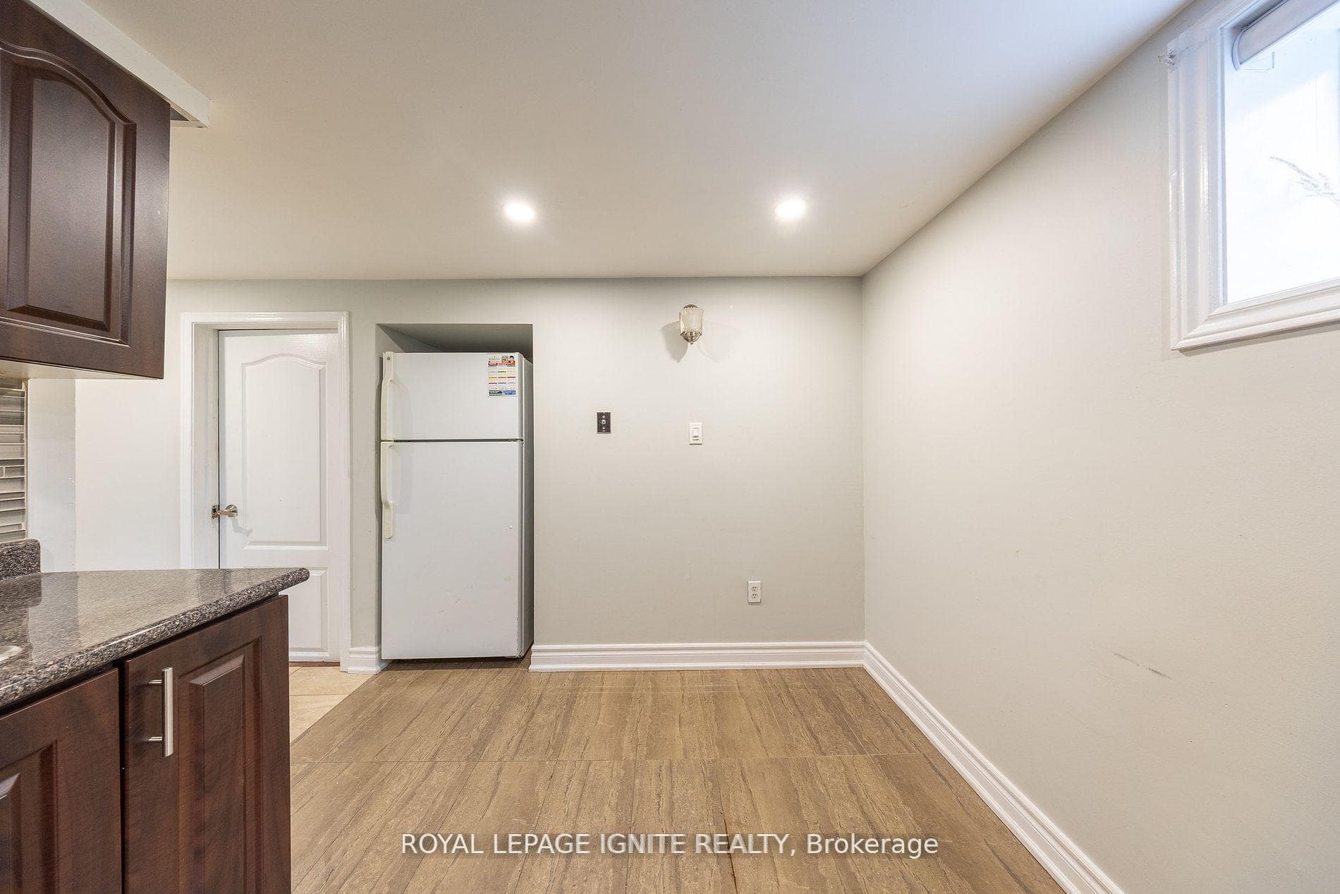 51 Carslake Crescent Unit BSMT photo 15