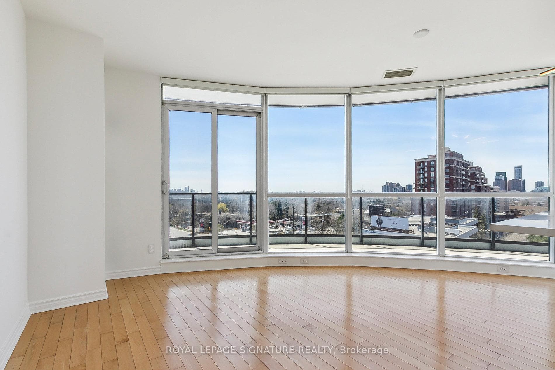 2885 Bayview Avenue Unit 709 photo 6