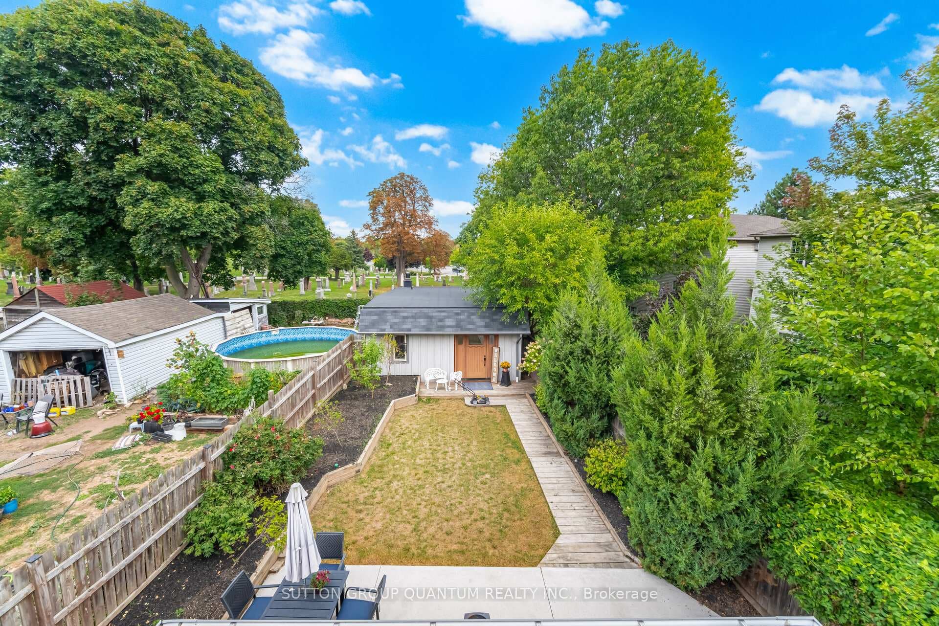 43 Woodbine Crescent photo 25