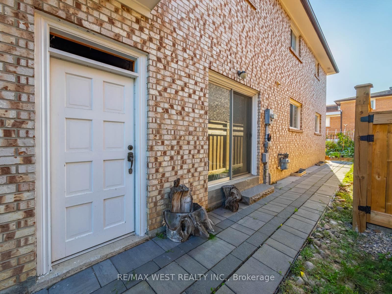 96 Wigwoss Drive photo 36