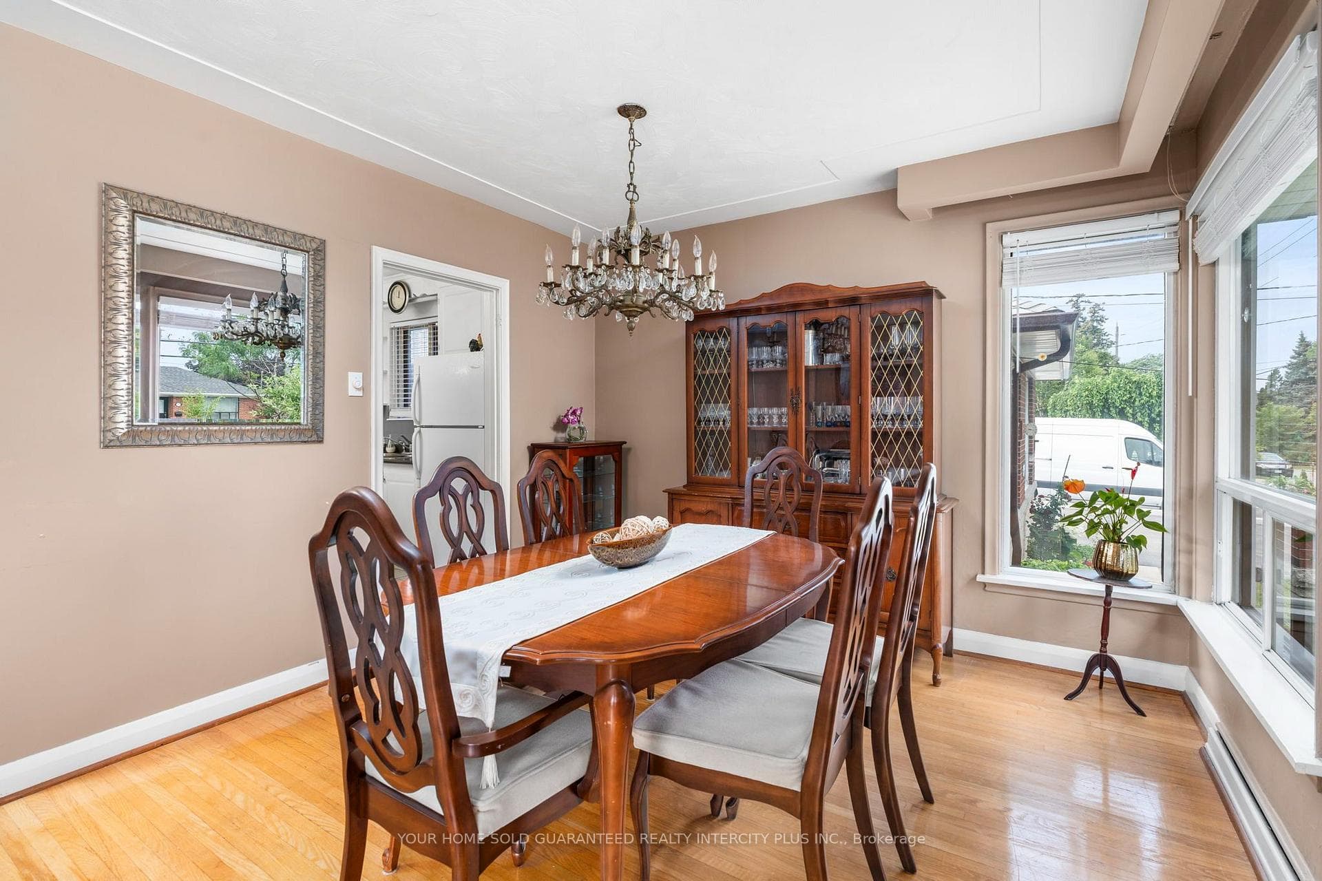 549 Rustic Road photo 12