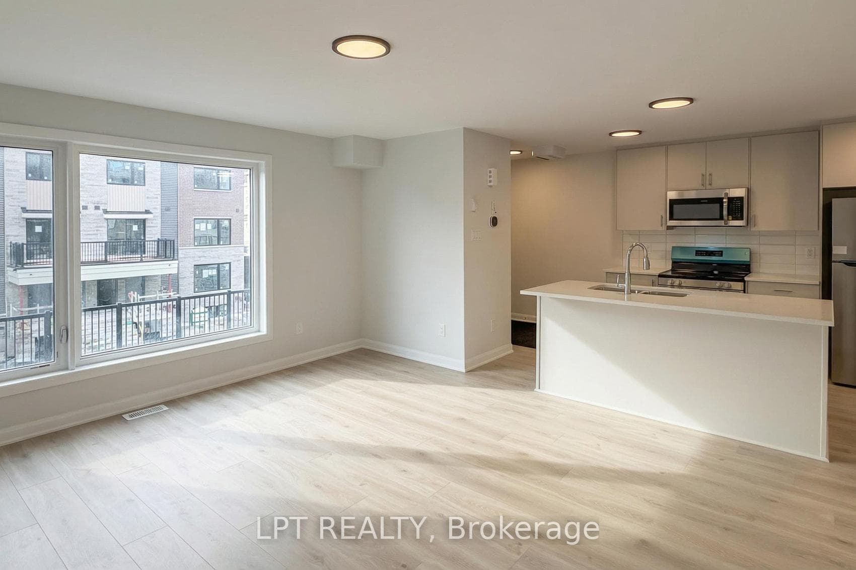 401 Glenroy Gilbert Drive Unit 20 photo 6