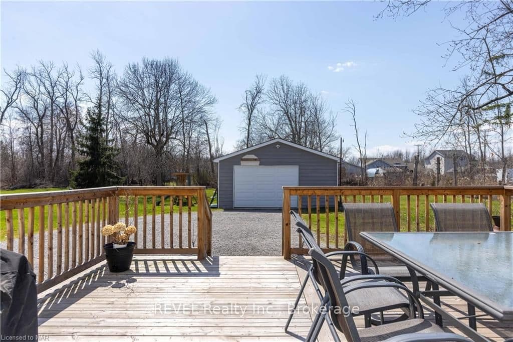 Detached double car garage