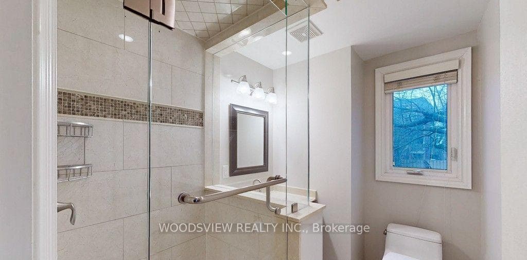59 Anndale Drive Unit Main photo 8