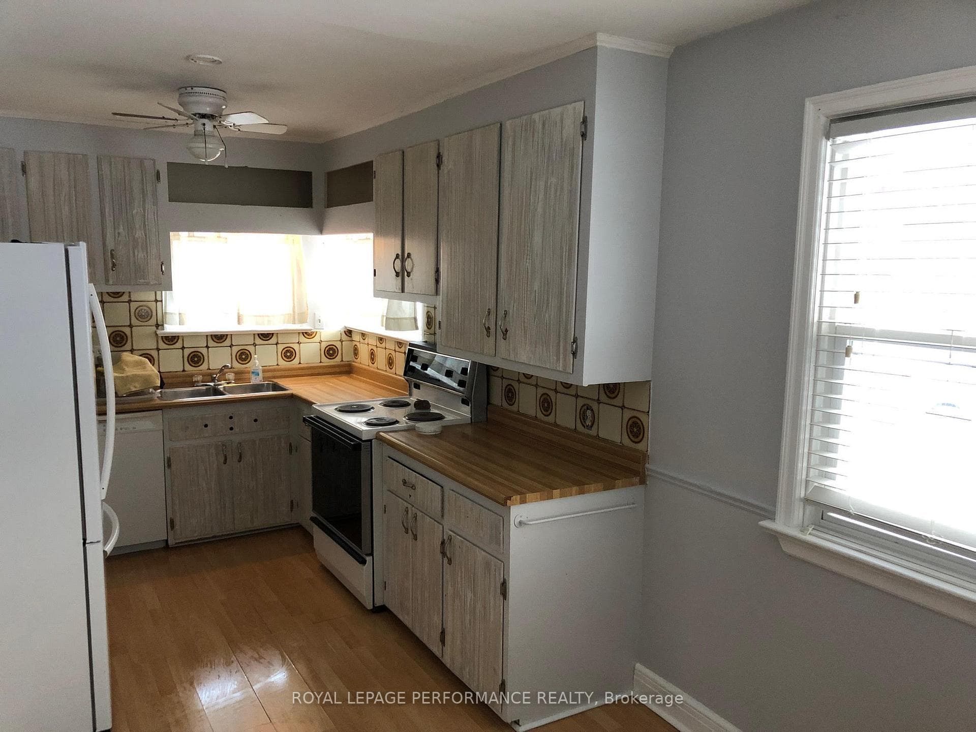 1125 Rockingham Avenue photo 8