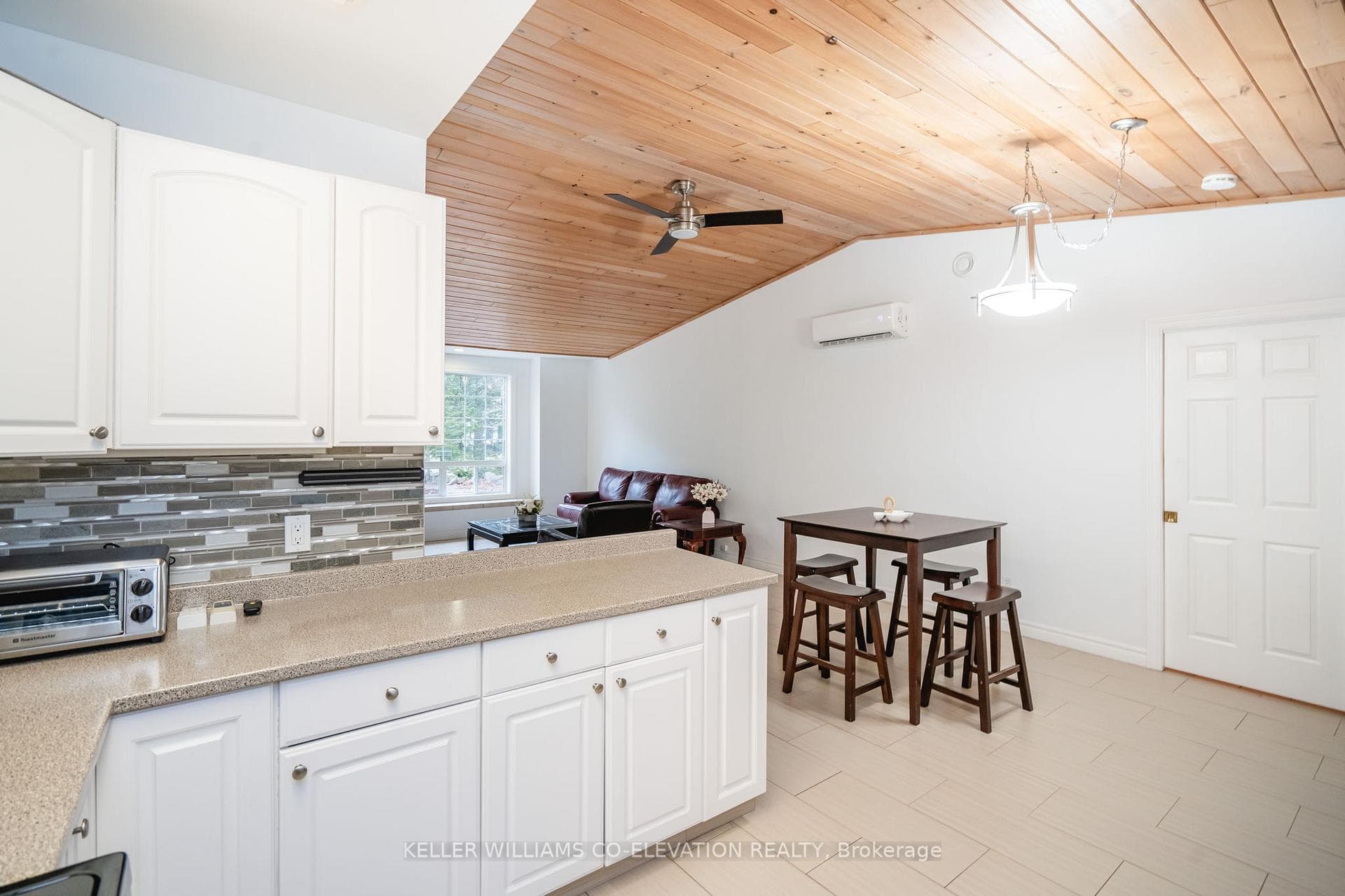 43 Trout Lane photo 11