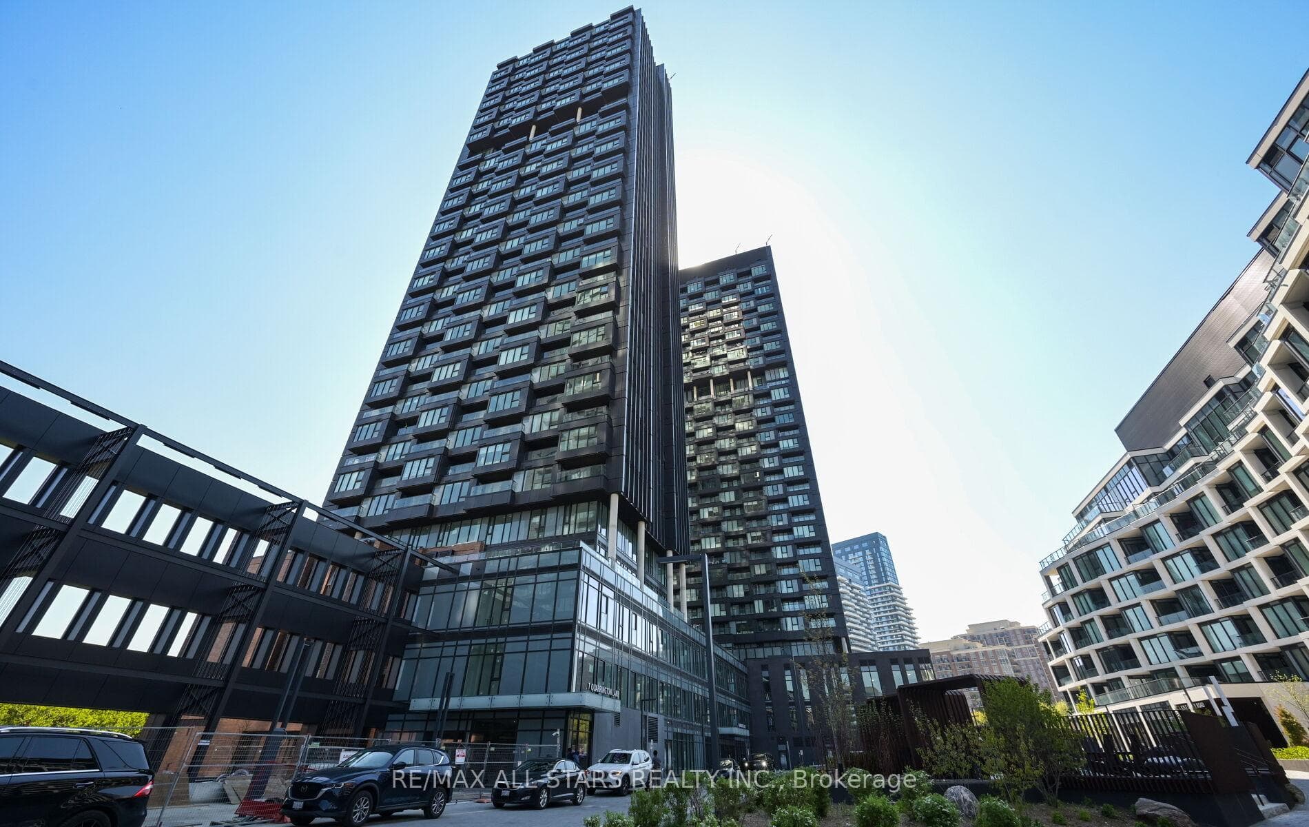 1 Quarrington Lane Unit 2309 photo 3