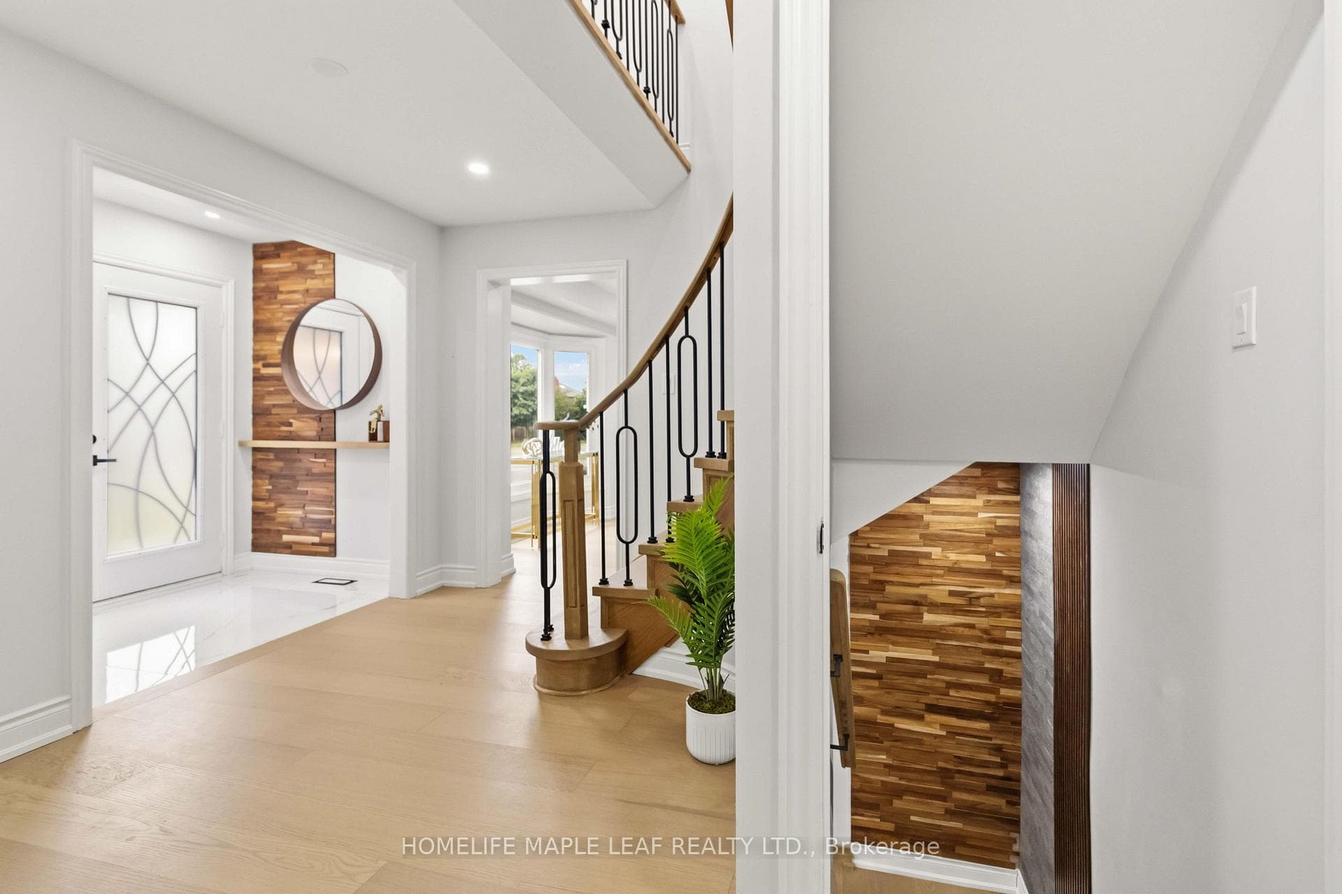 90 Burgby Avenue photo 14