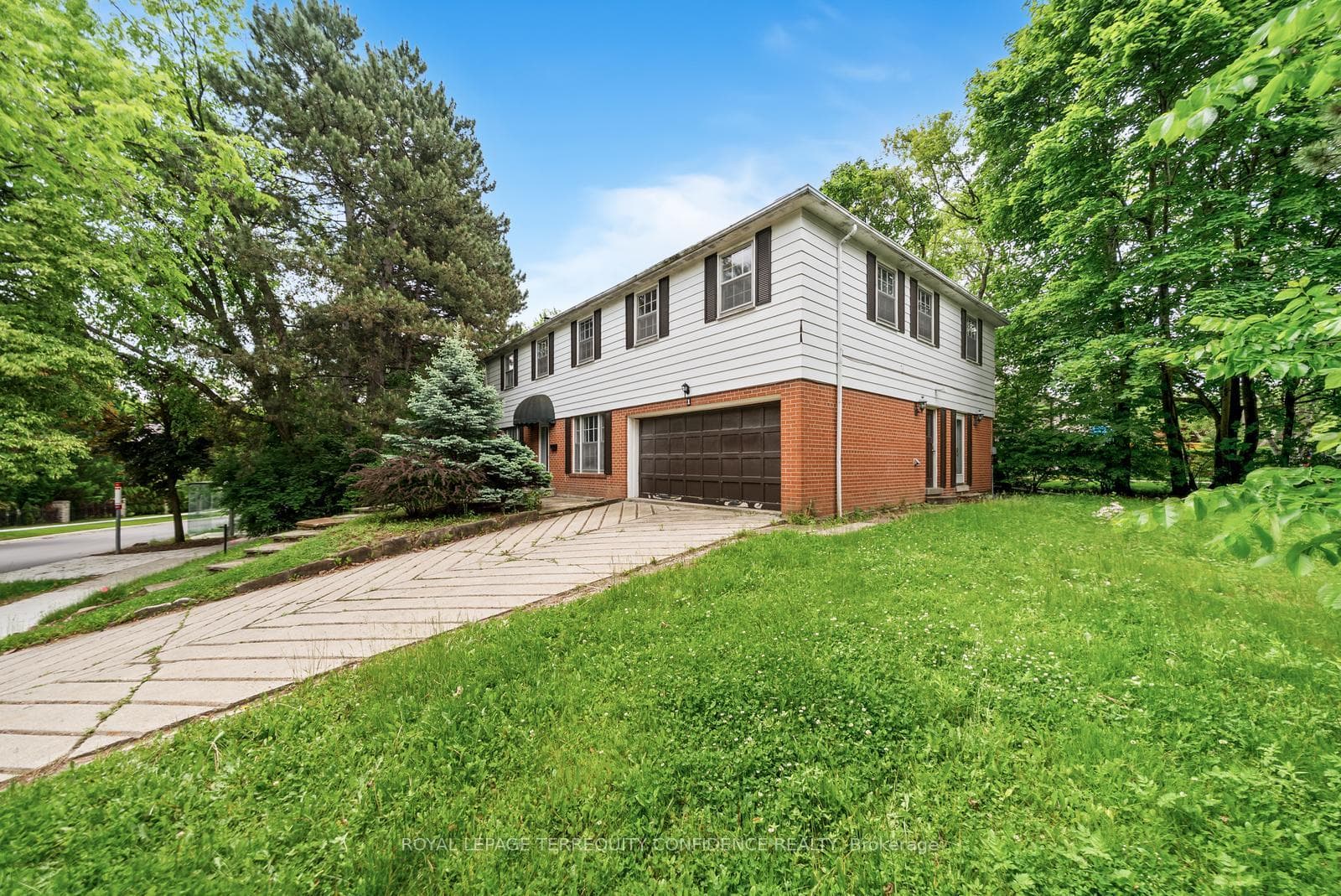 1 Toba Drive photo 49