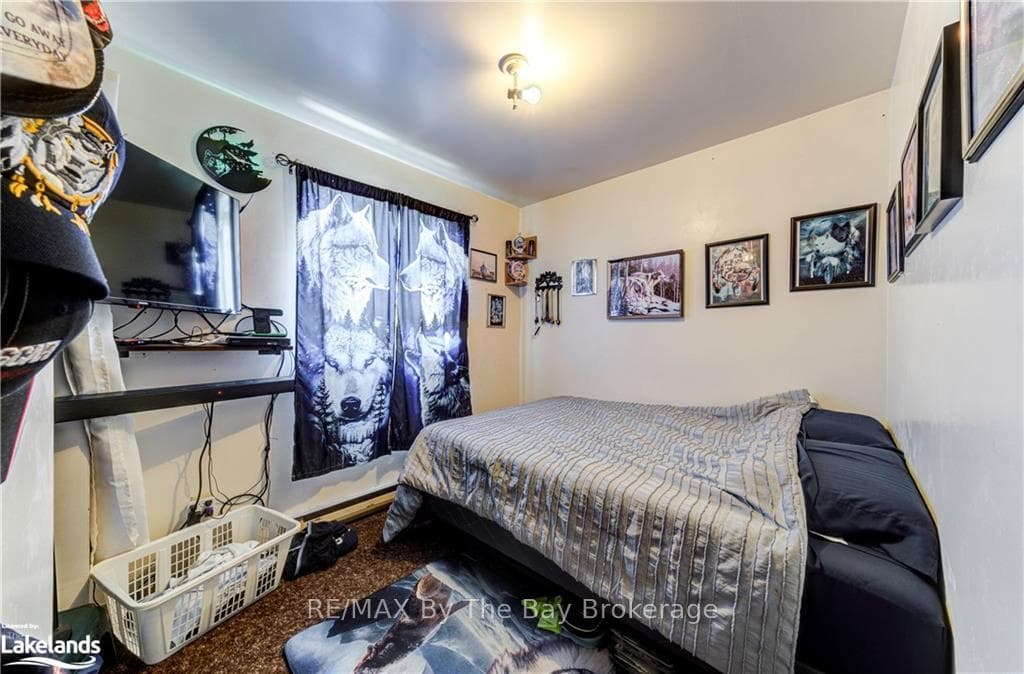 69 GIBBARD Crescent photo 15