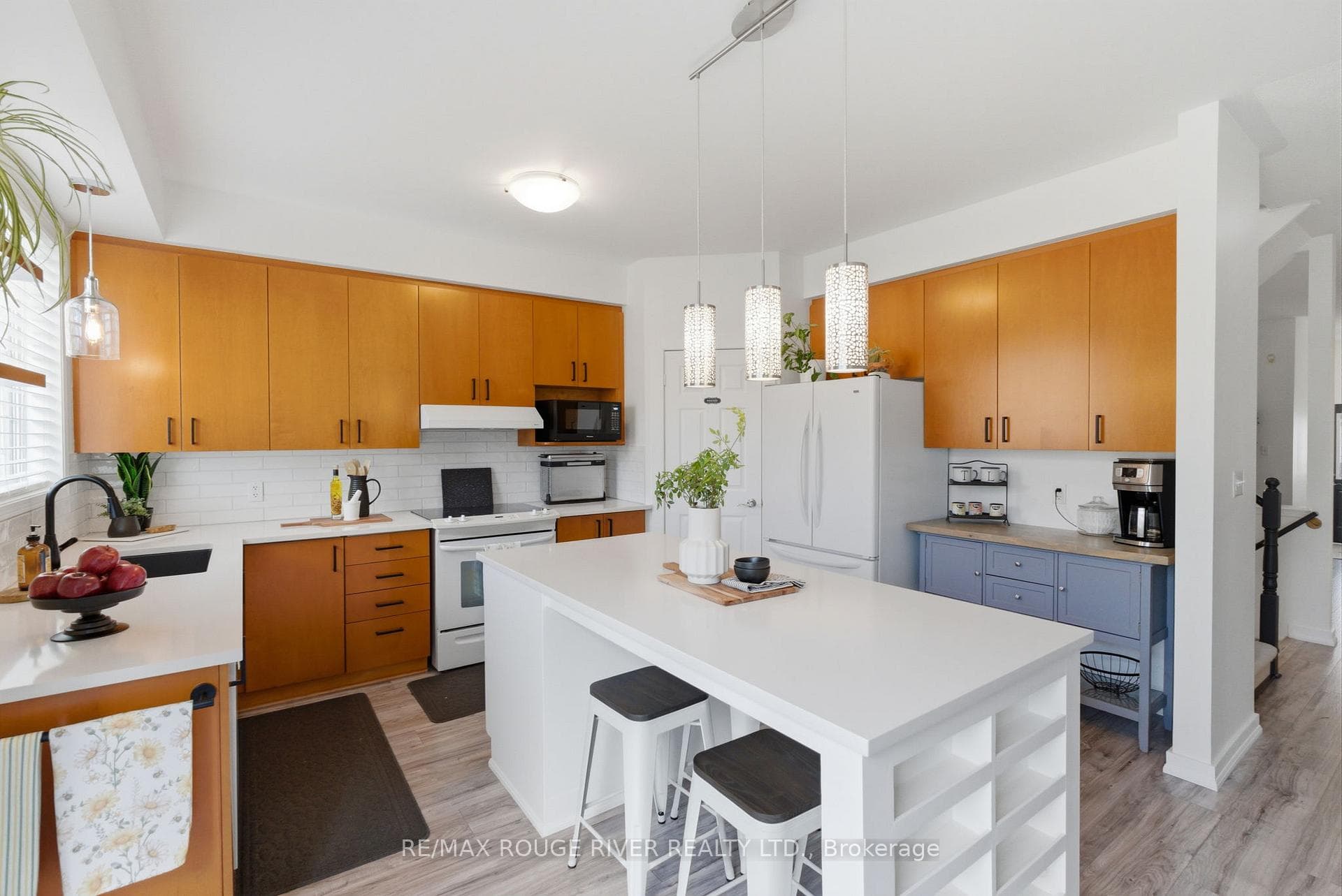 1086 Songbird Drive photo 13