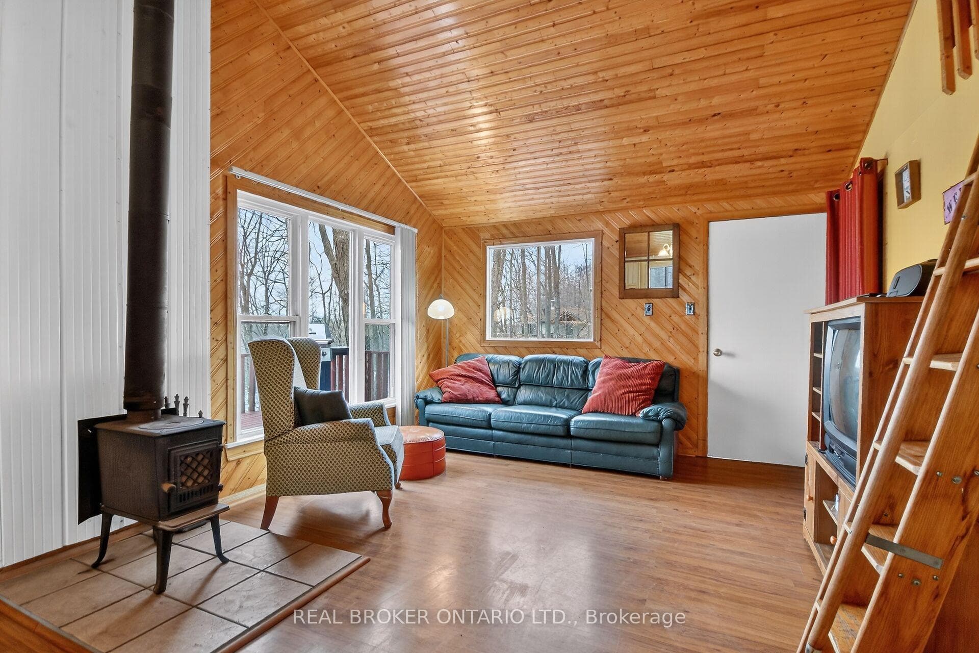 59 Fairhaven Lane photo 9