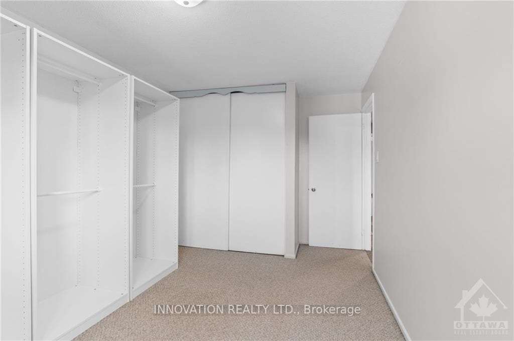 1875 STONEHENGE Crescent photo 22