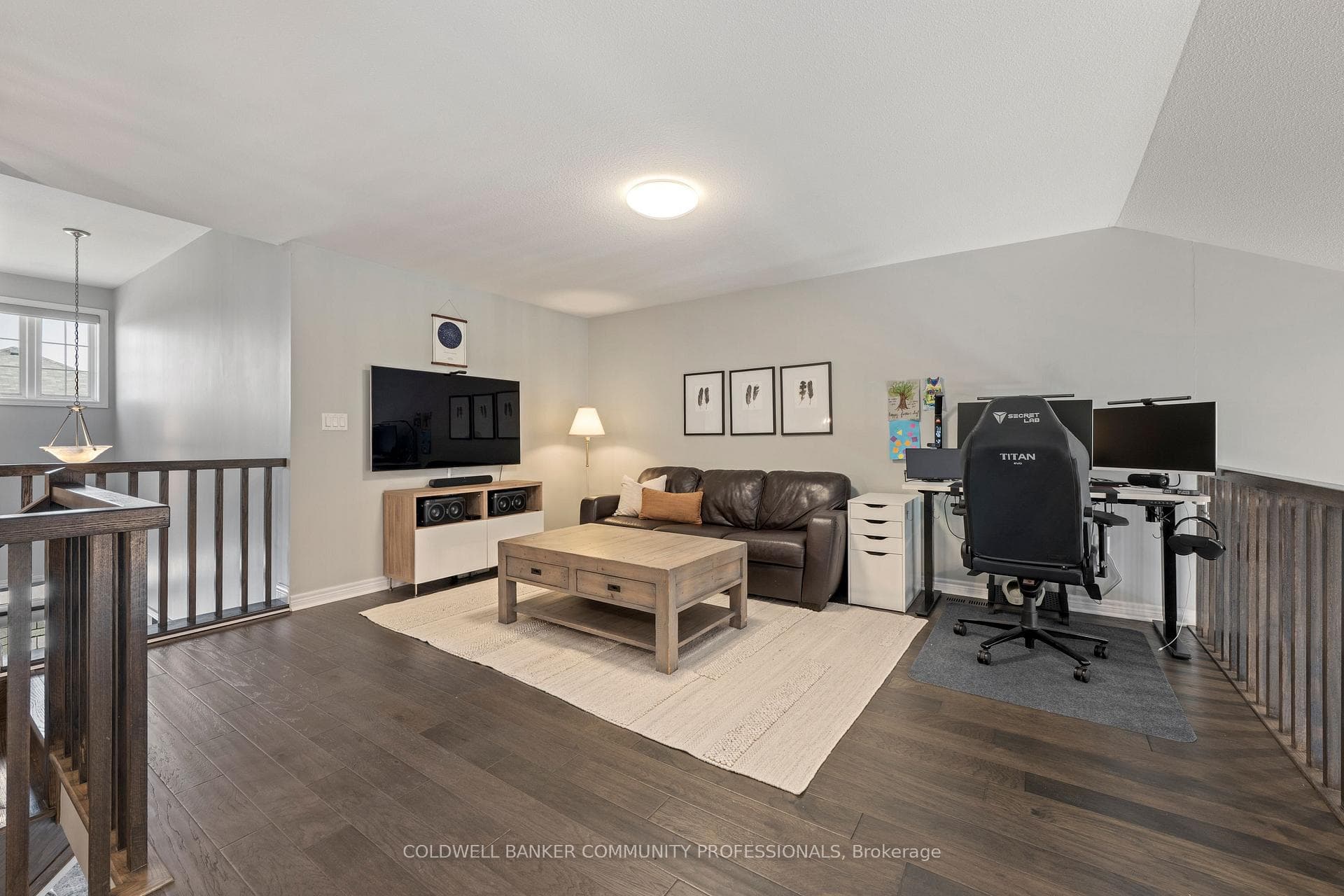 53 Redfern Avenue Unit 2 photo 27
