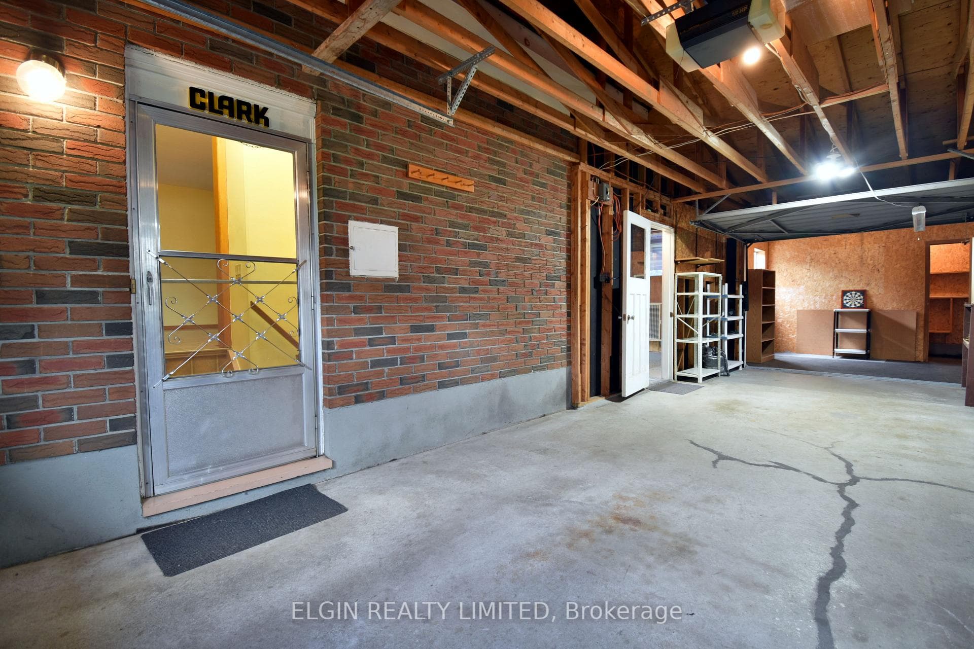 19 Dunwich Drive photo 27