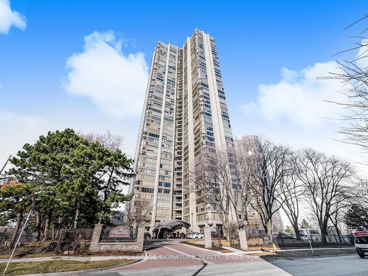 2045 Lake Shore Boulevard Unit 1008 photo 2