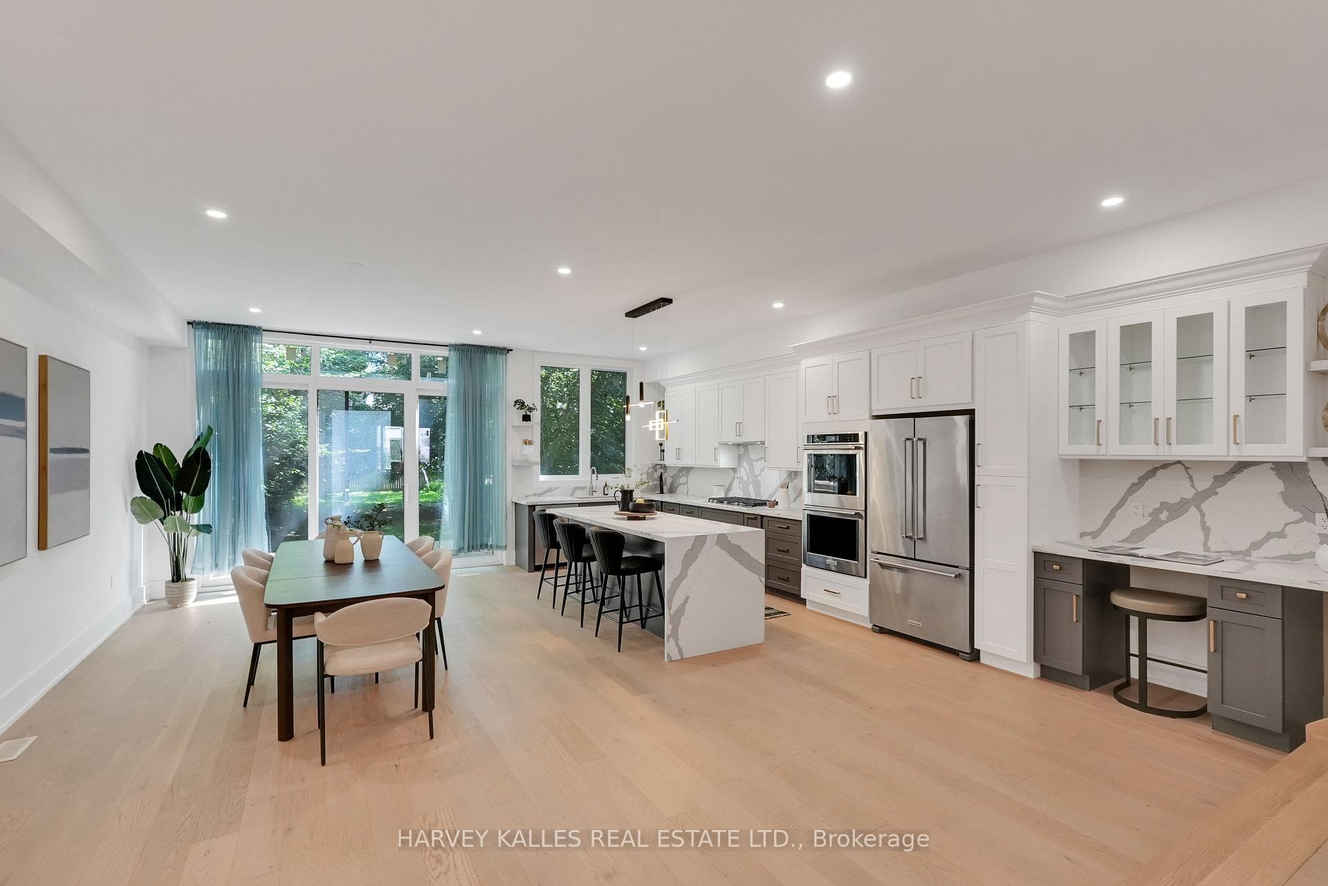 253 Albany Avenue photo 13