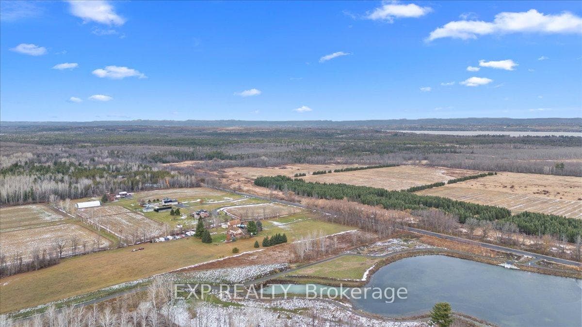 1355 March Valley Road photo 4