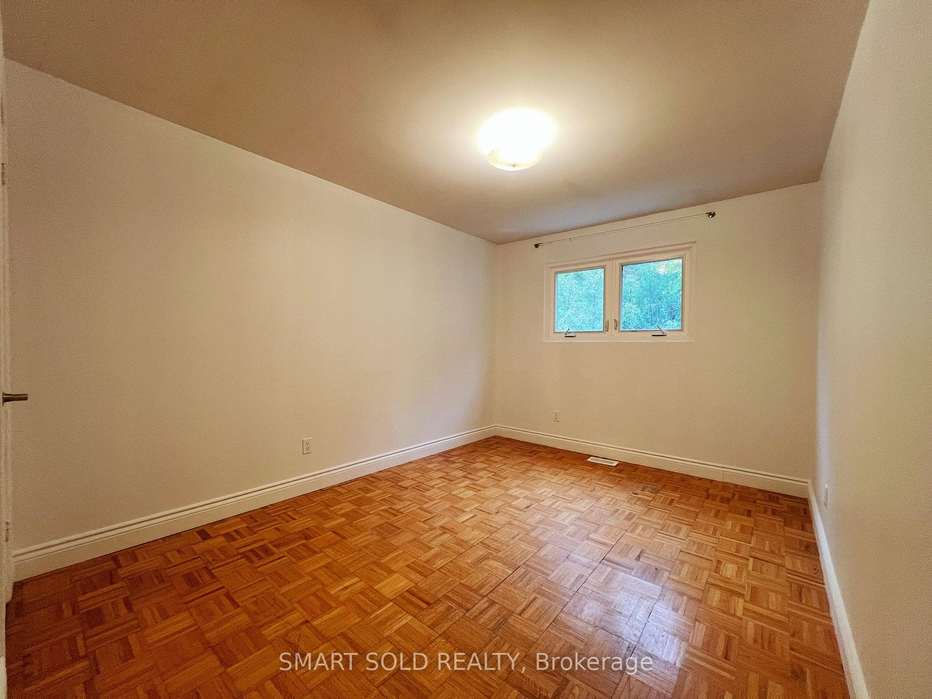 171 Angus Drive Unit UPPER photo 10