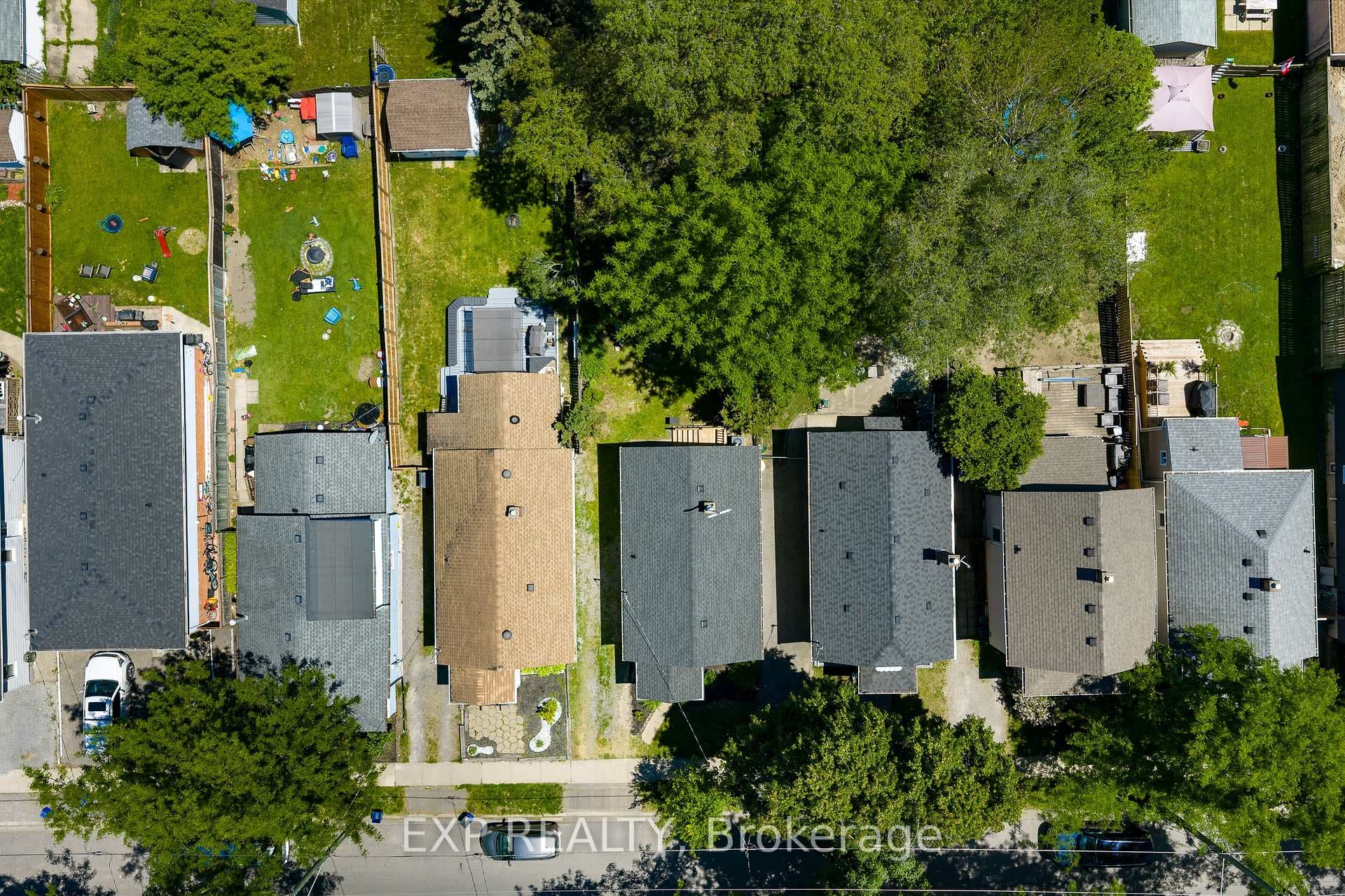 28 Grantham Avenue photo 3