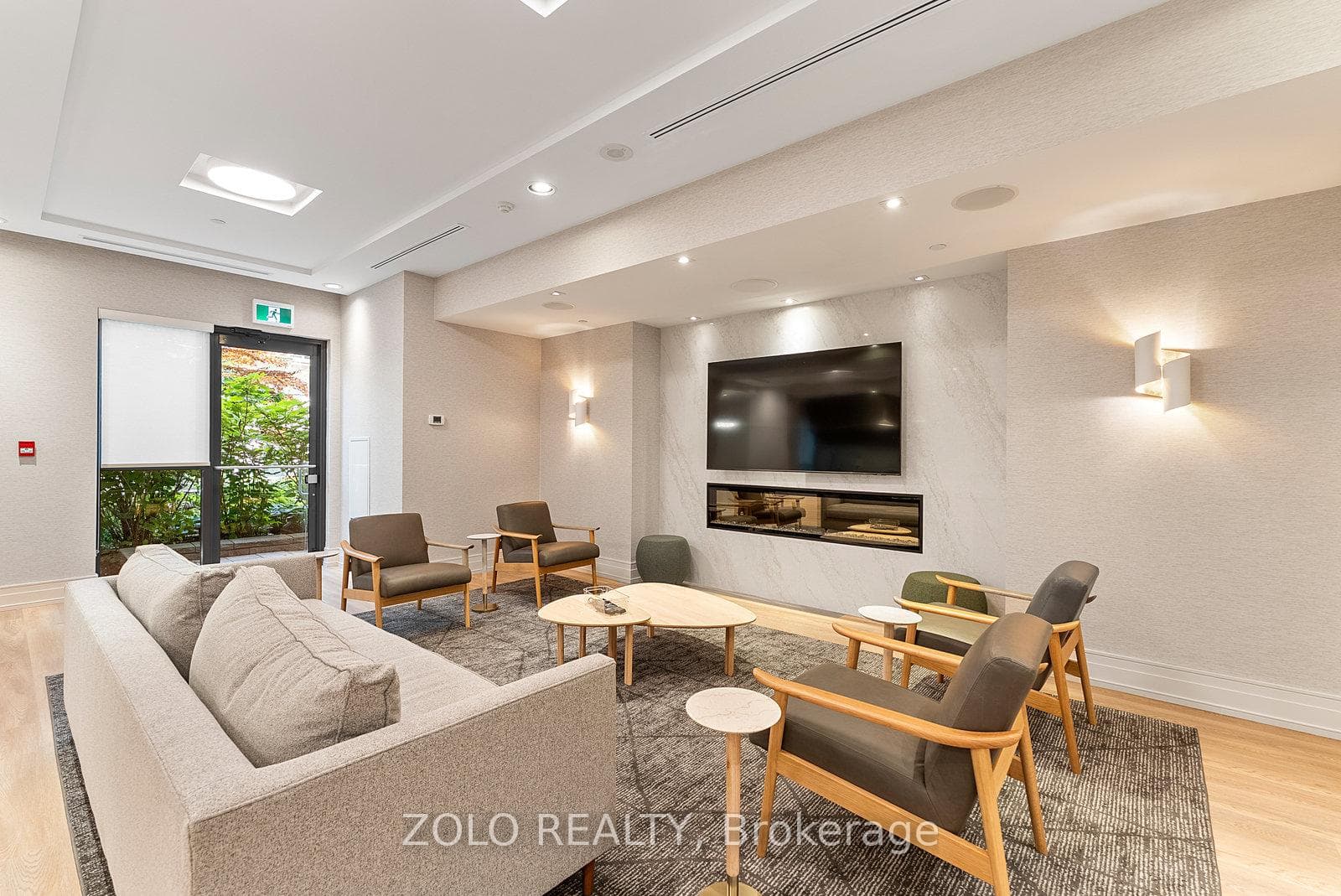 319 Merton Street Unit 113 photo 37